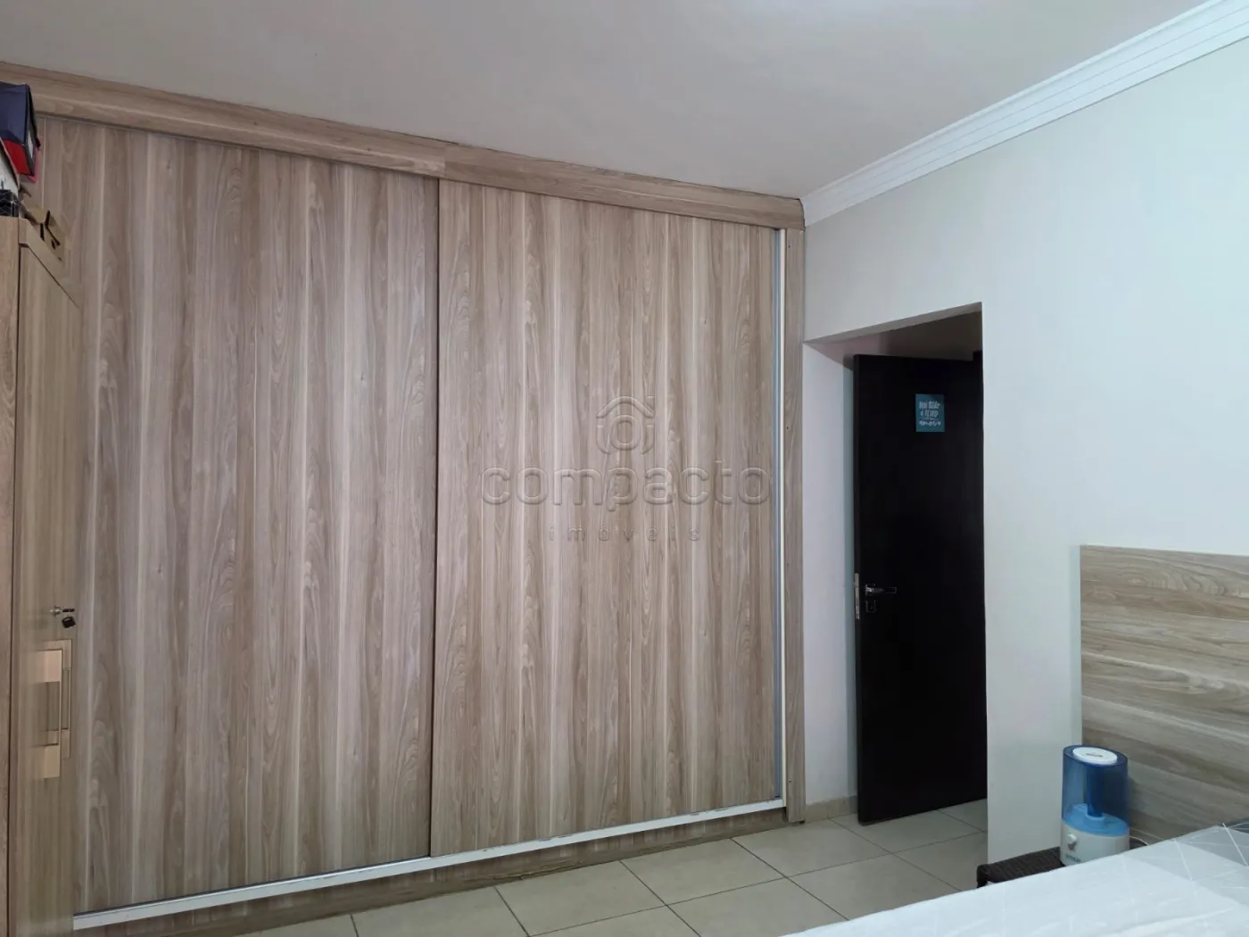 Alugar Casa / Padr&atilde;o em S&atilde;o Jos&eacute; do Rio Preto R$ 4.700,00 - Foto 14