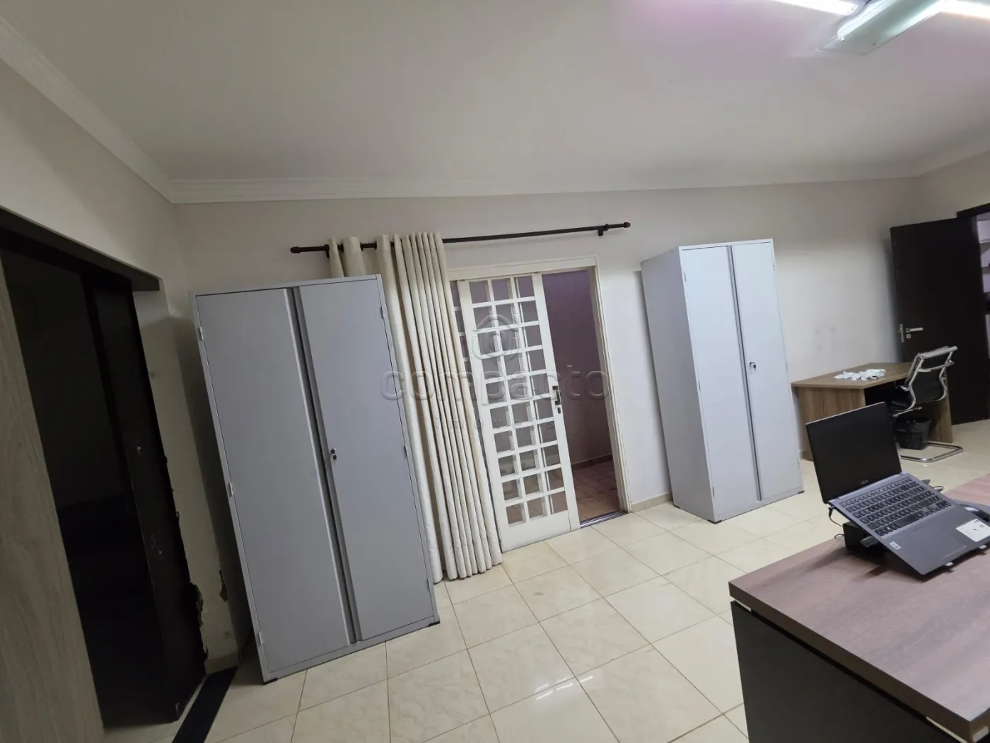 Alugar Casa / Padr&atilde;o em S&atilde;o Jos&eacute; do Rio Preto R$ 4.700,00 - Foto 9
