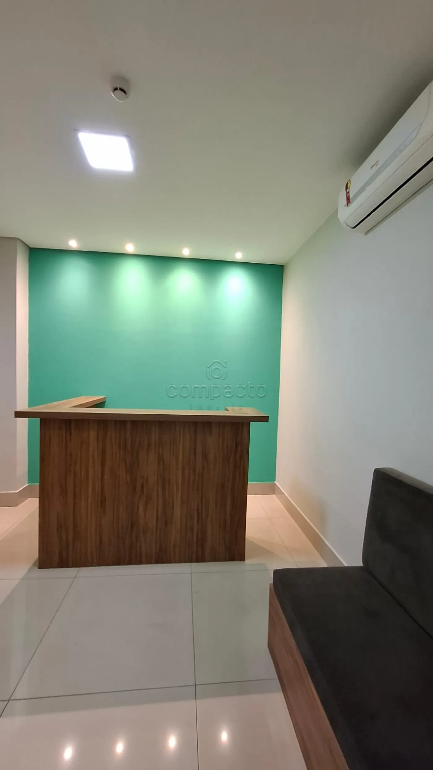 Sala Comercial Semi Mobiliada | 2 Vagas | Excelente Localização