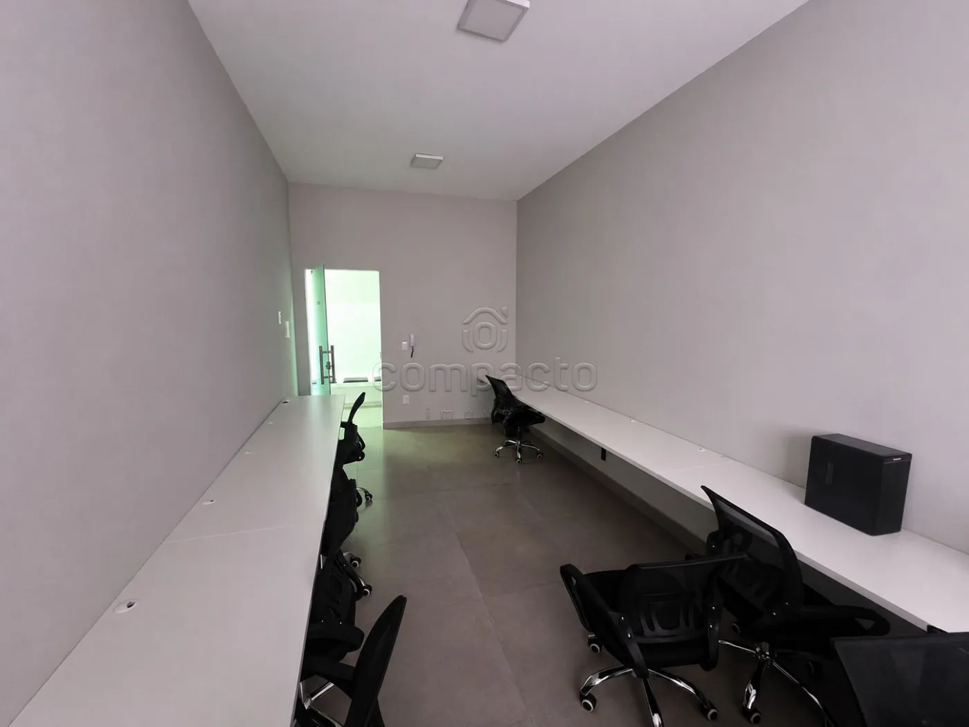 Sala Comercial | 20m² | Piso em Porcelanato