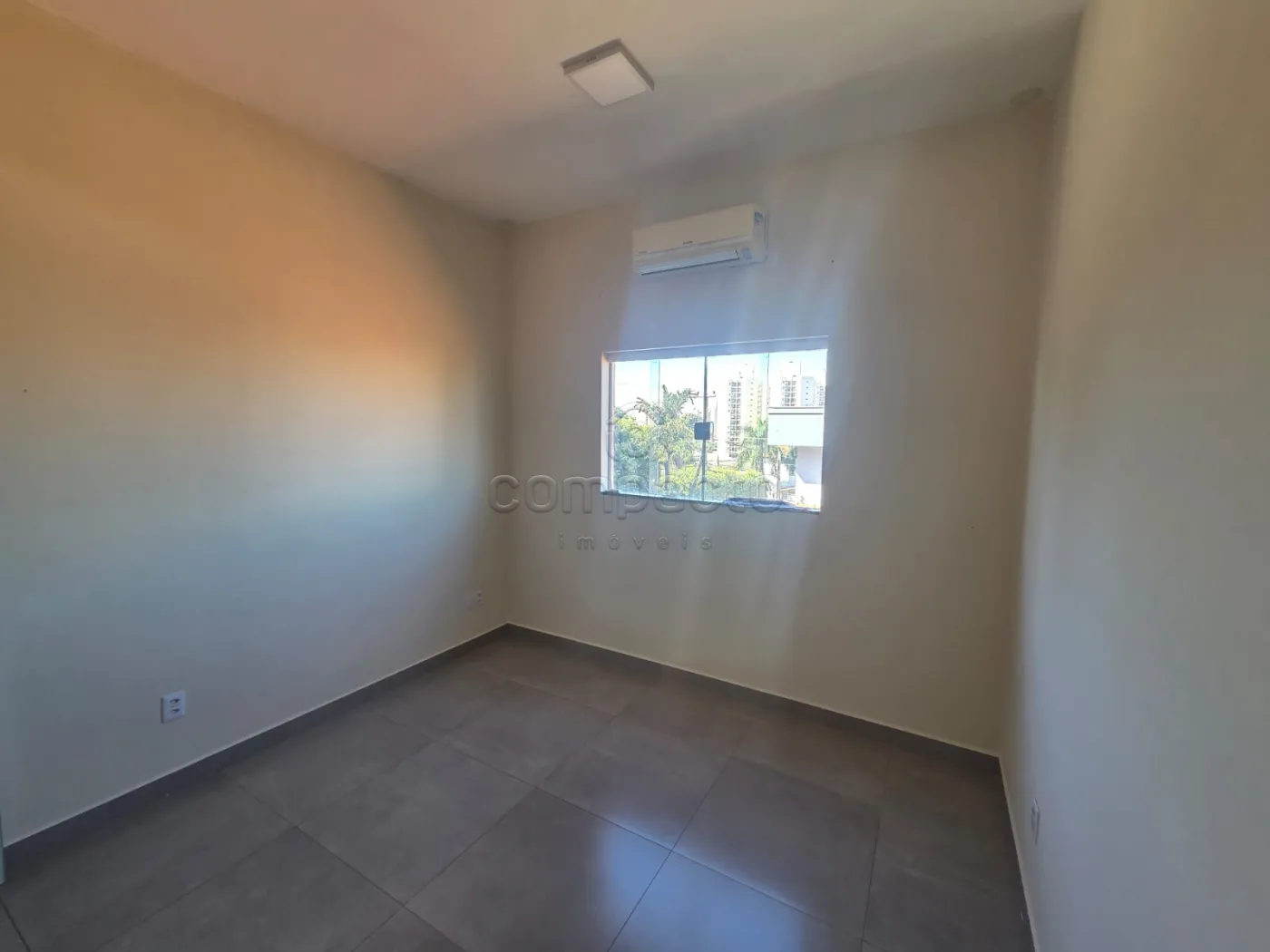 Sala Comercial | 20m² | Piso em Porcelanato