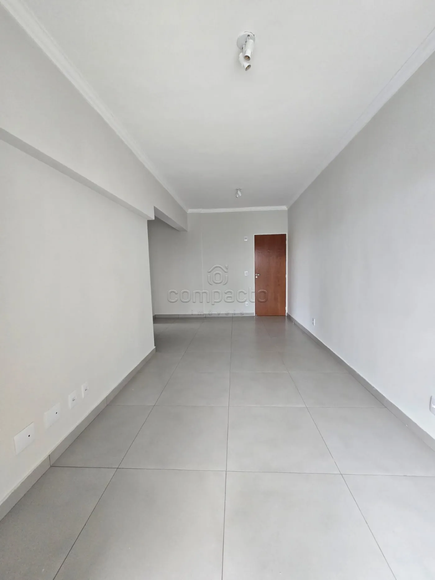 Apartamento 2 Dormitórios | 1 Suíte | 2 Vagas | Armários Planejados