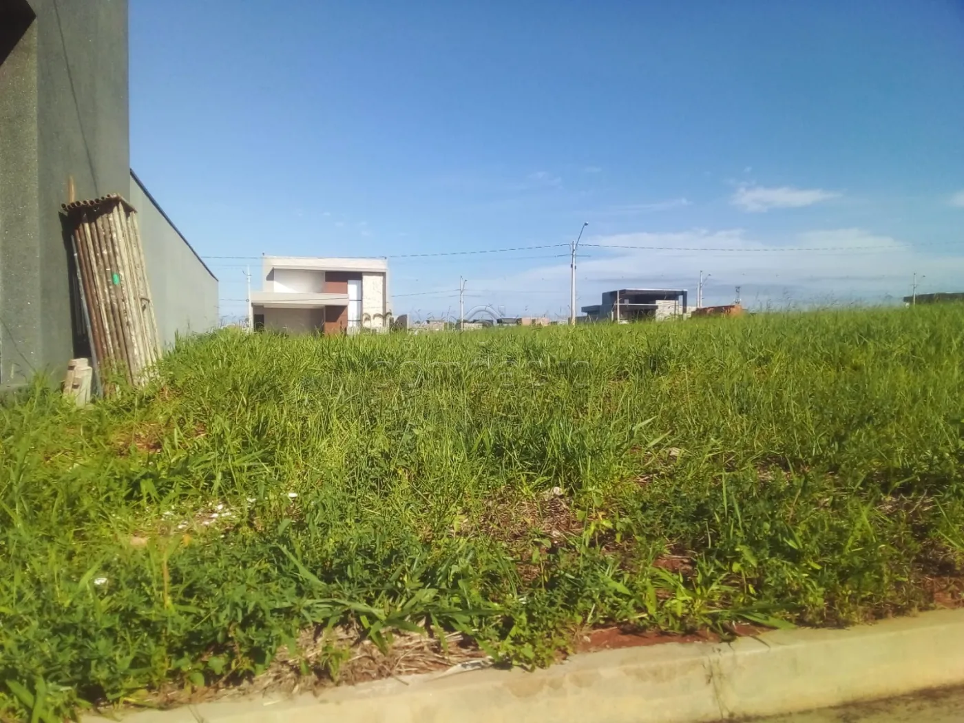 Terreno em Condomínio Fechado | 300m² | Excelente Topografia