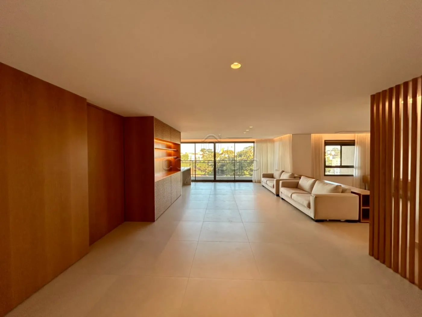 Apartamento Alto Padrão | 197 m² | 3 Suítes | Exclusividade e Sofisticação
