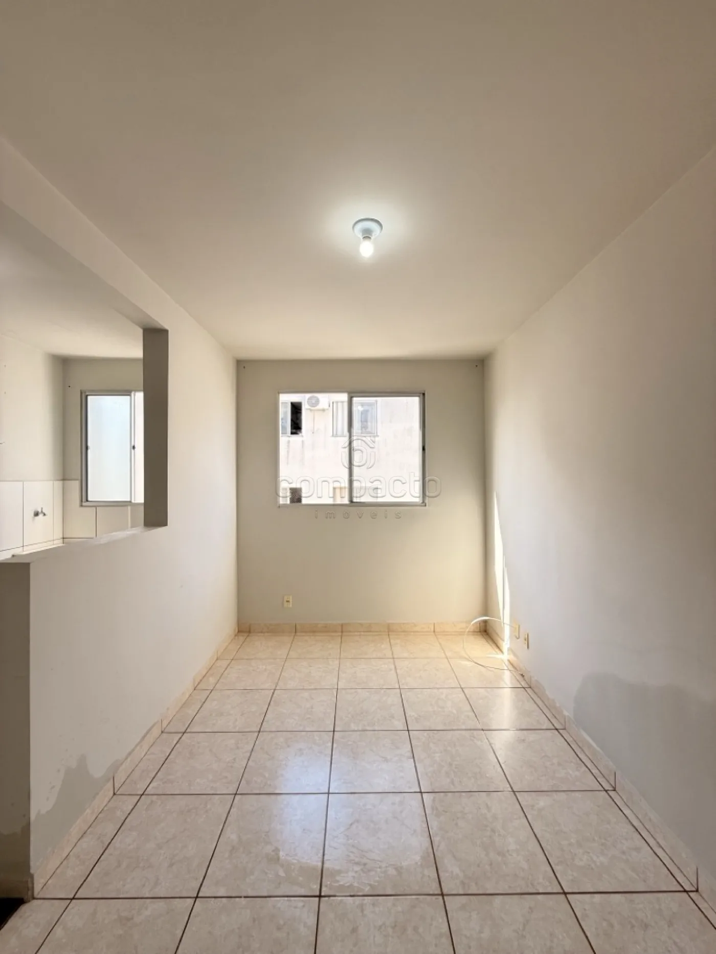 Apartamento | 2 Dormitórios | 1 Vaga | 45m²
