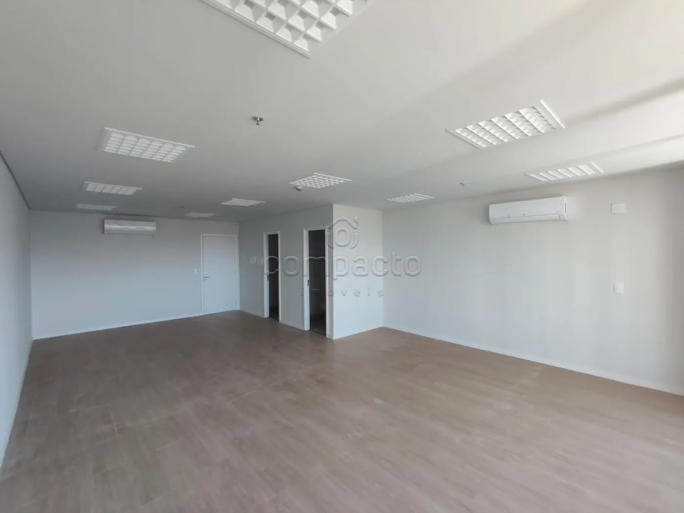 Alugar Comercial / SalaLoja Condom&iacute;nio em S&atilde;o Jos&eacute; do Rio Preto R$ 6.000,00 - Foto 5