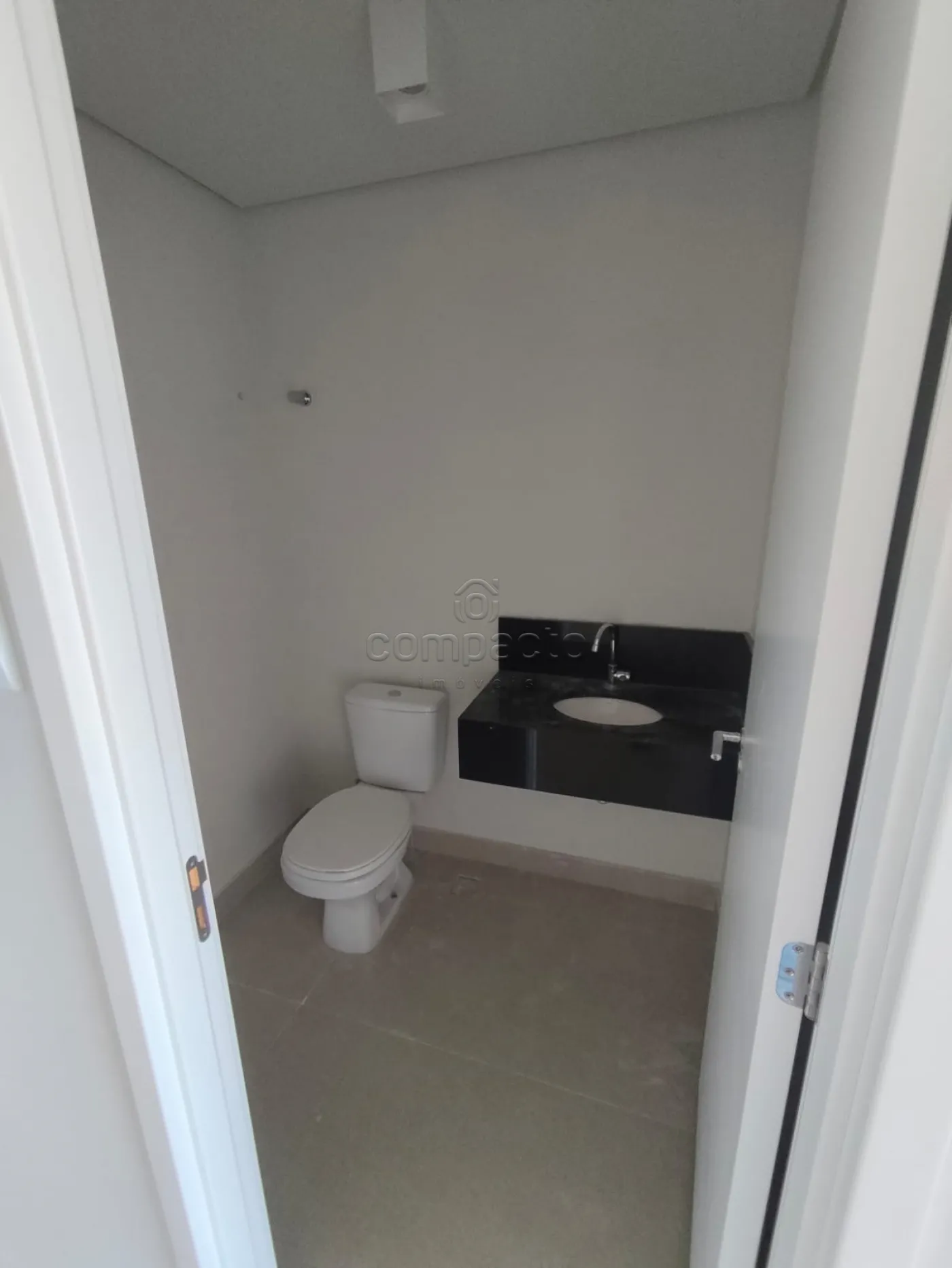 Alugar Comercial / SalaLoja Condom&iacute;nio em S&atilde;o Jos&eacute; do Rio Preto R$ 6.000,00 - Foto 6