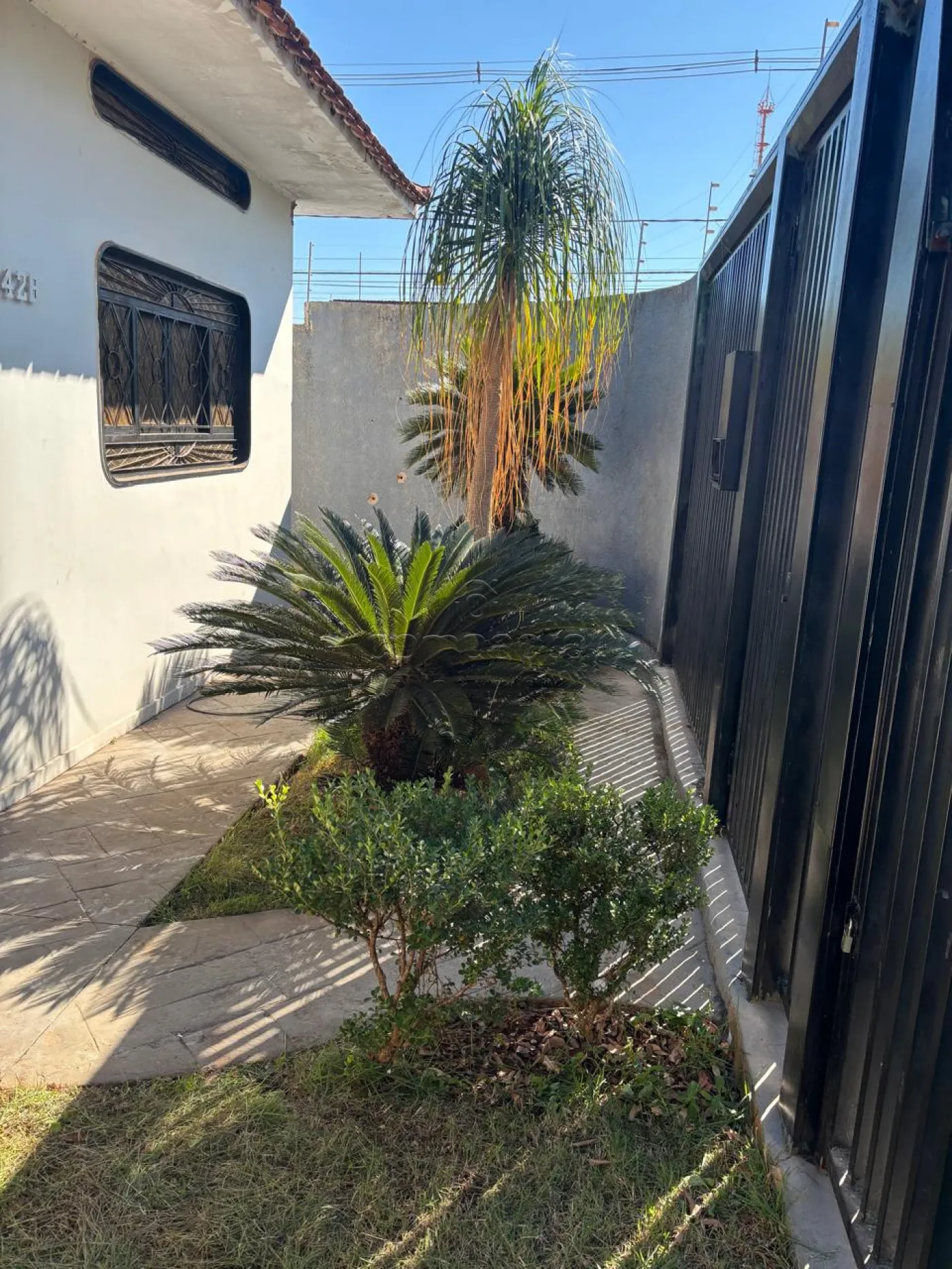 Casa 3 Dormitórios | 1 Suíte | 4 Vagas | 180m²