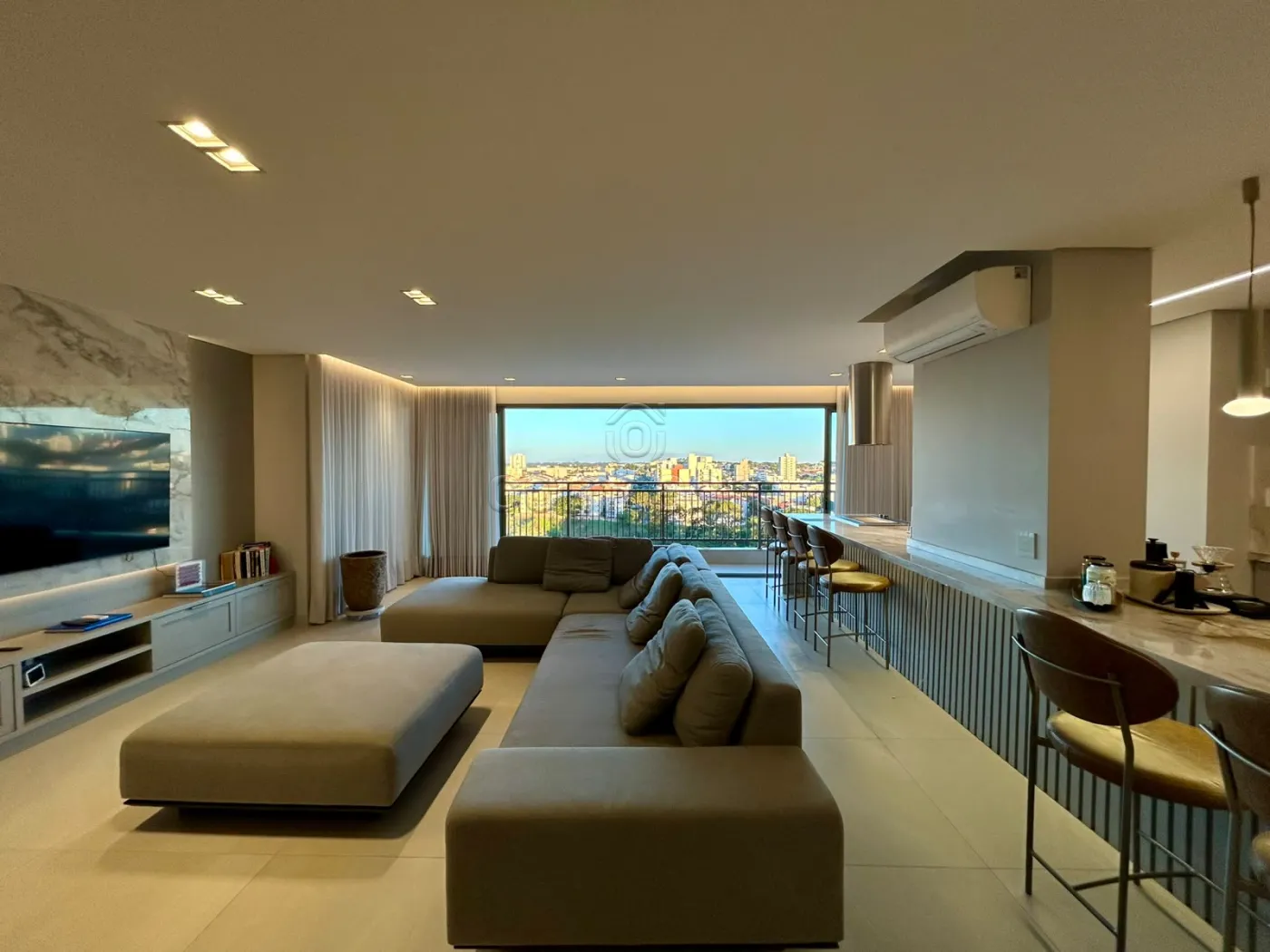 Apartamento Alto Padrão | 197 m² | 3 Suítes | Vista Privilegiada