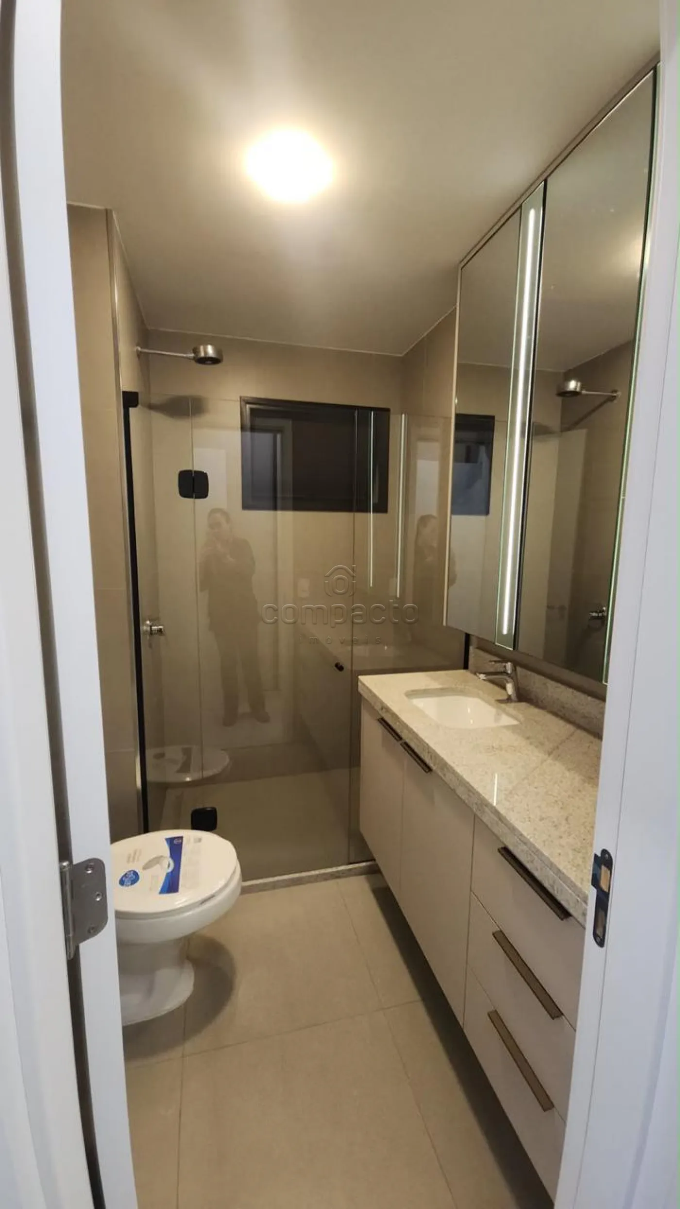 Alugar Apartamento / Padr&atilde;o em S&atilde;o Jos&eacute; do Rio Preto R$ 7.000,00 - Foto 14