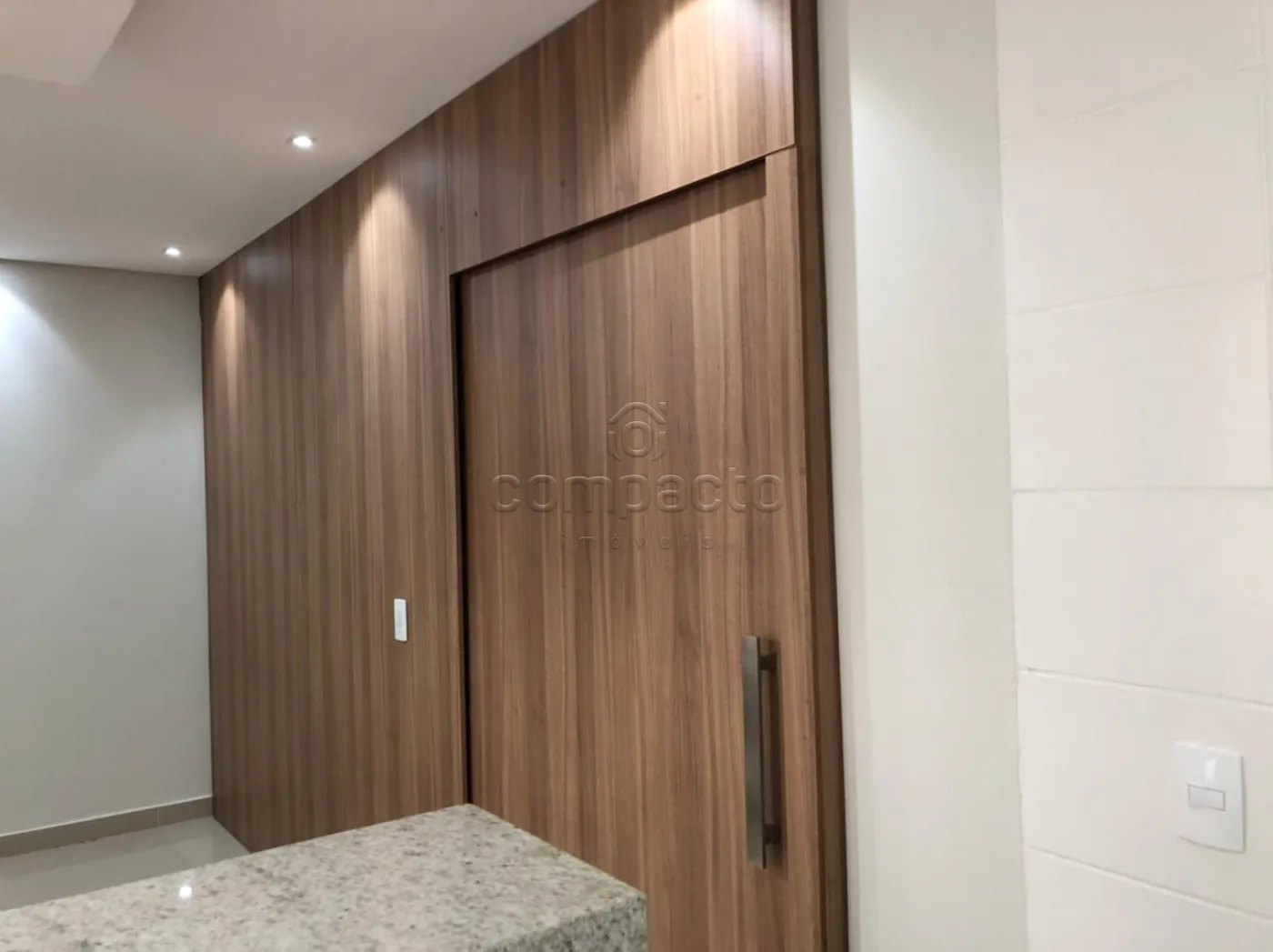 Apartamento Padrão | 2 Dormitórios | 50m² | 1 Vaga de Garagem