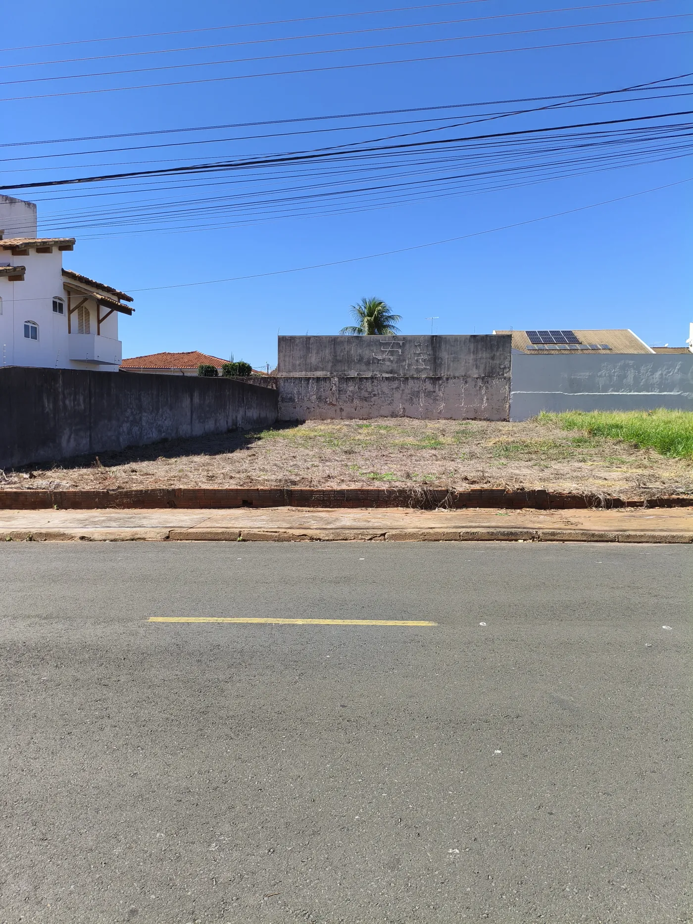 Comprar Terreno / Padr&atilde;o em S&atilde;o Jos&eacute; do Rio Preto R$ 380.000,00 - Foto 1