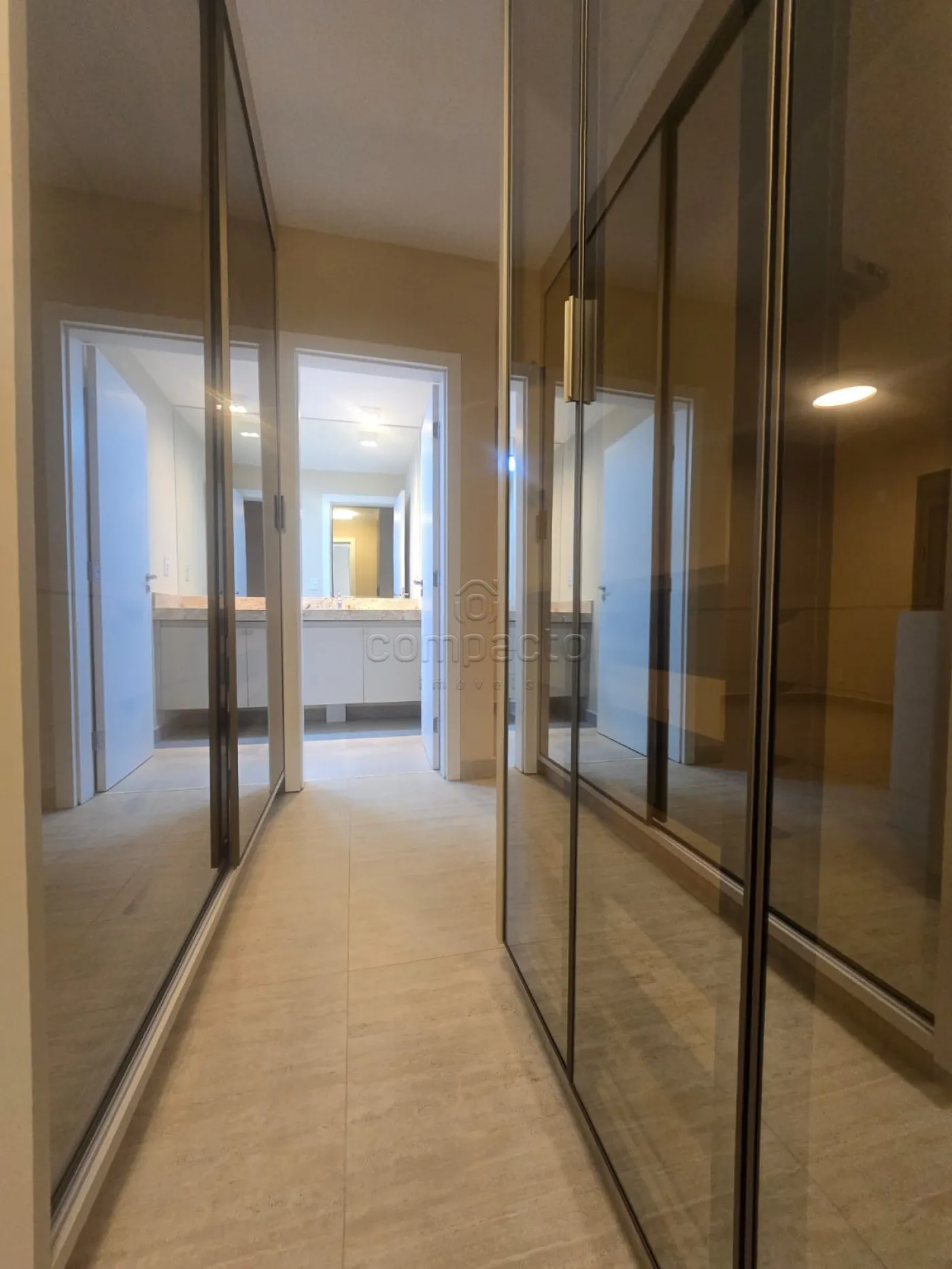 Alugar Apartamento / Padr&atilde;o em S&atilde;o Jos&eacute; do Rio Preto R$ 8.000,00 - Foto 15