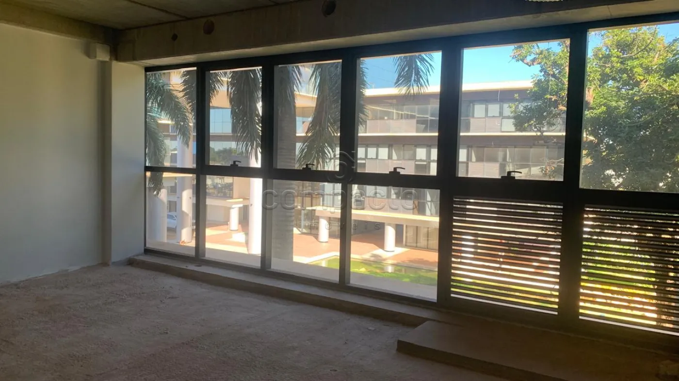 Comprar Comercial / SalaLoja Condom&iacute;nio em S&atilde;o Jos&eacute; do Rio Preto R$ 630.000,00 - Foto 2