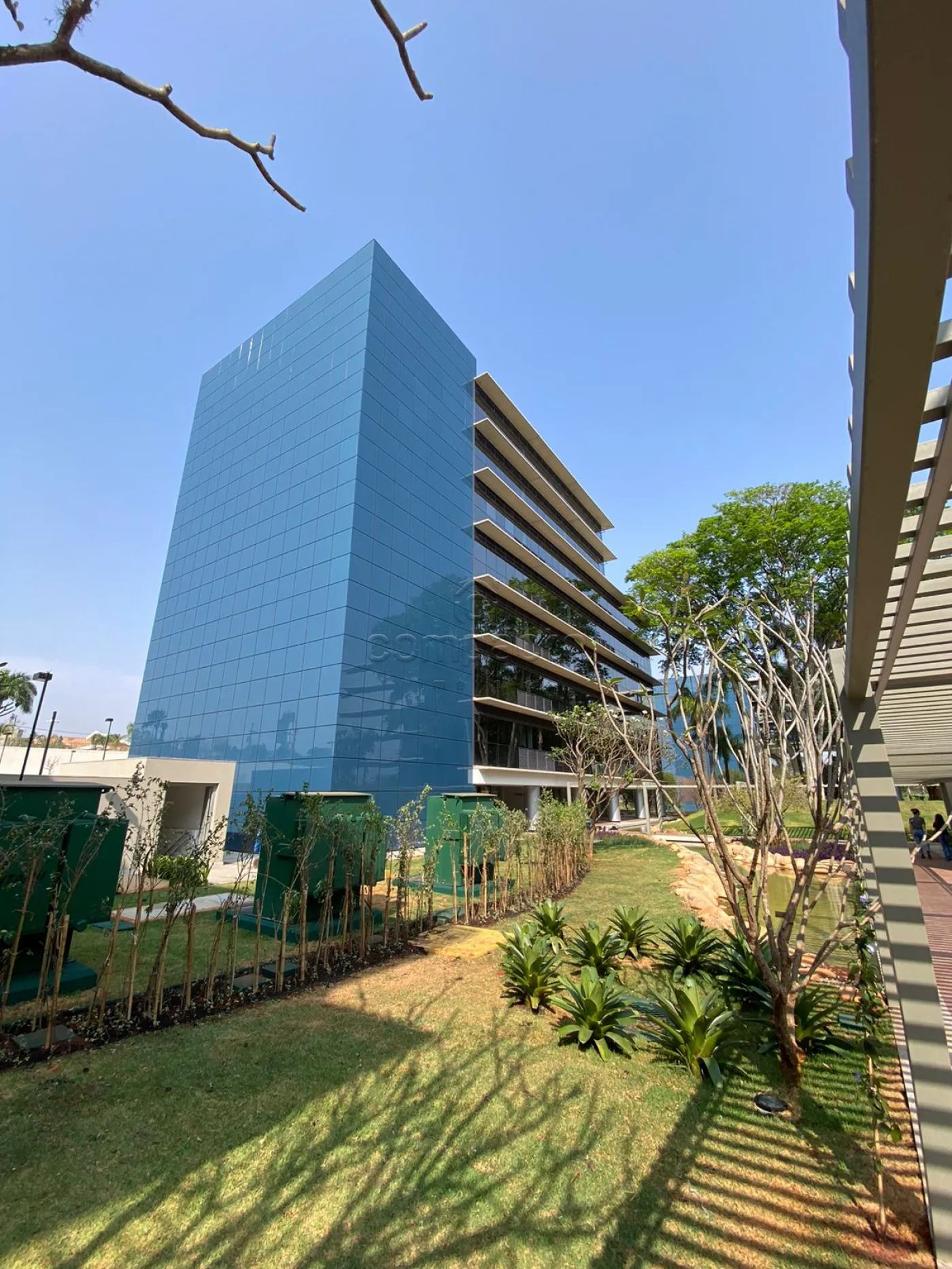 Comprar Comercial / SalaLoja Condom&iacute;nio em S&atilde;o Jos&eacute; do Rio Preto R$ 630.000,00 - Foto 10