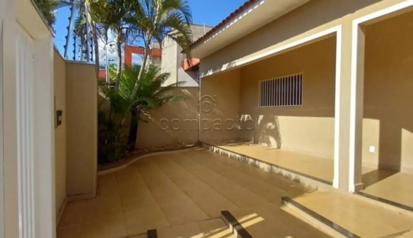 Casa Padrão em São José do Rio Preto