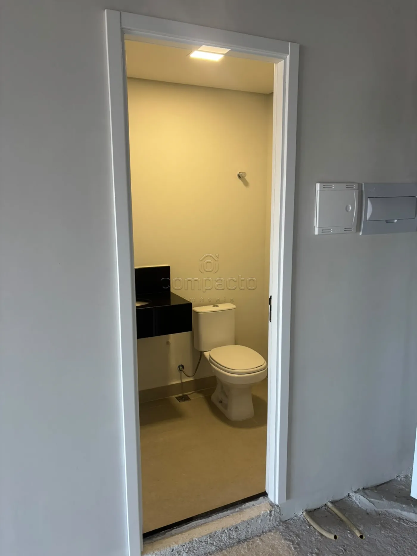 Alugar Comercial / SalaLoja Condom&iacute;nio em S&atilde;o Jos&eacute; do Rio Preto R$ 5.800,00 - Foto 16