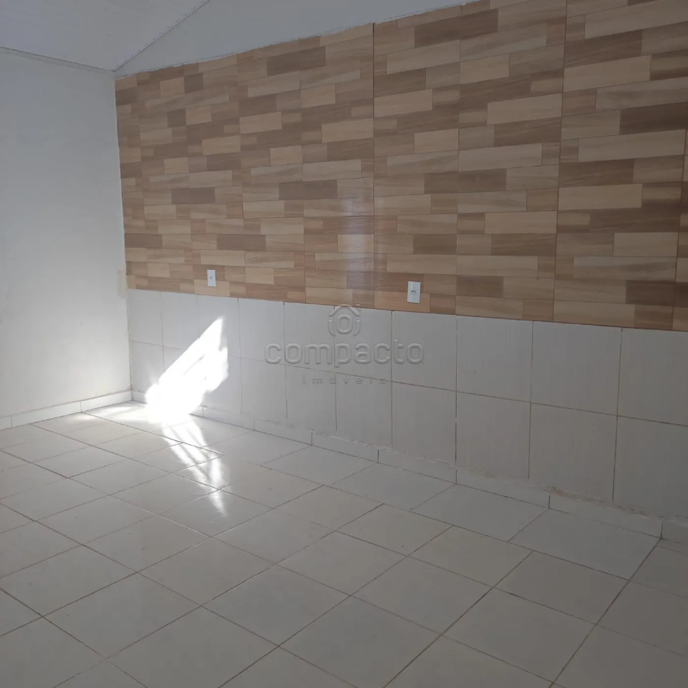 Casa para Locação | 2 Quartos | 2 Vagas | 60m² | Mirassol | Zona Sul