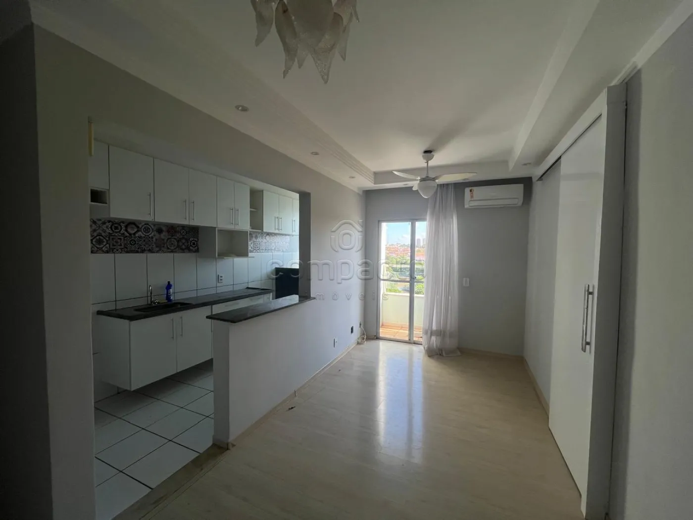 Apartamento à Venda | 3 Dormitórios (1 Suíte) | Vista para a Represa | 1 Vaga Coberta