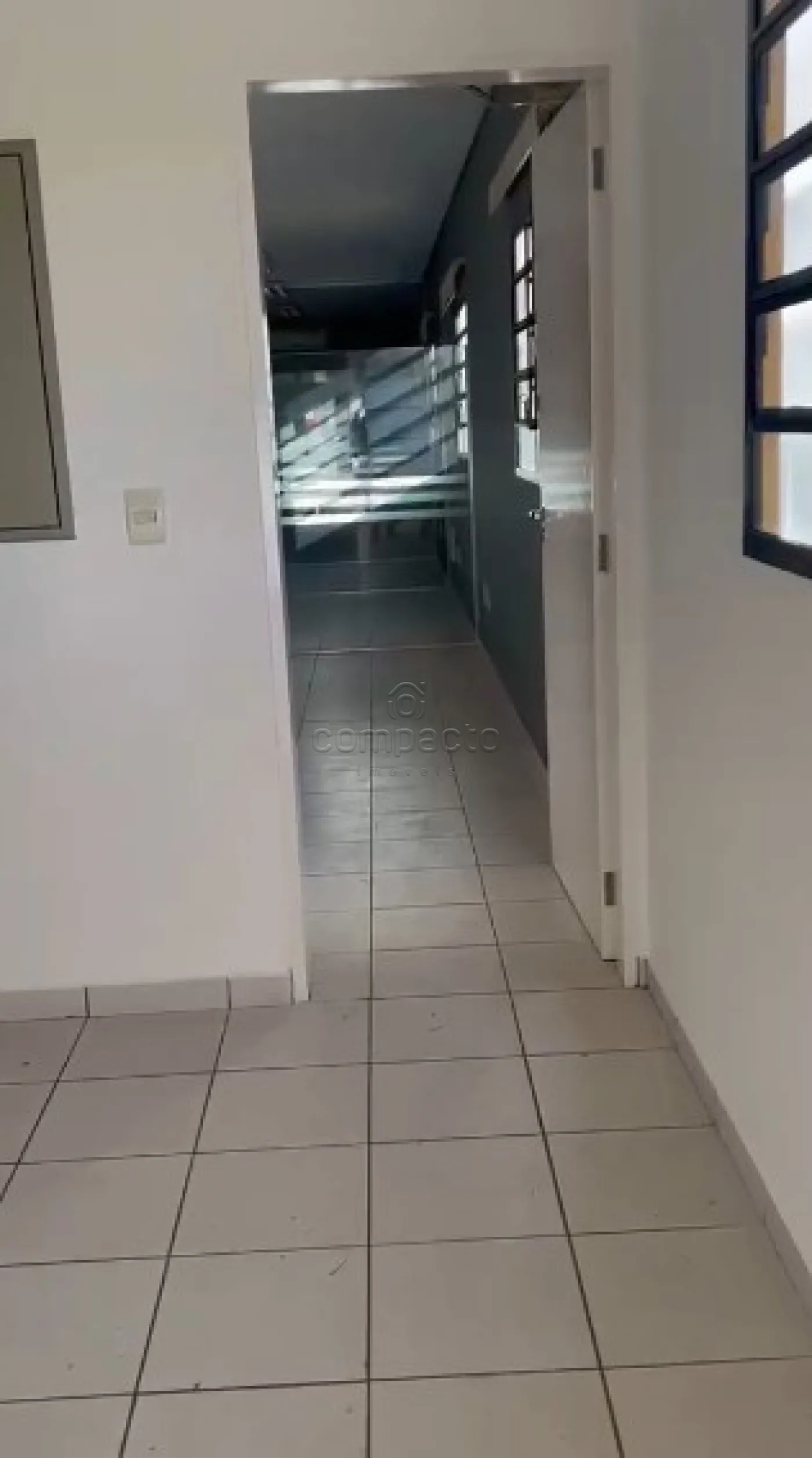 Sala Comercial para Locação | 211m² | Distrito Industrial
