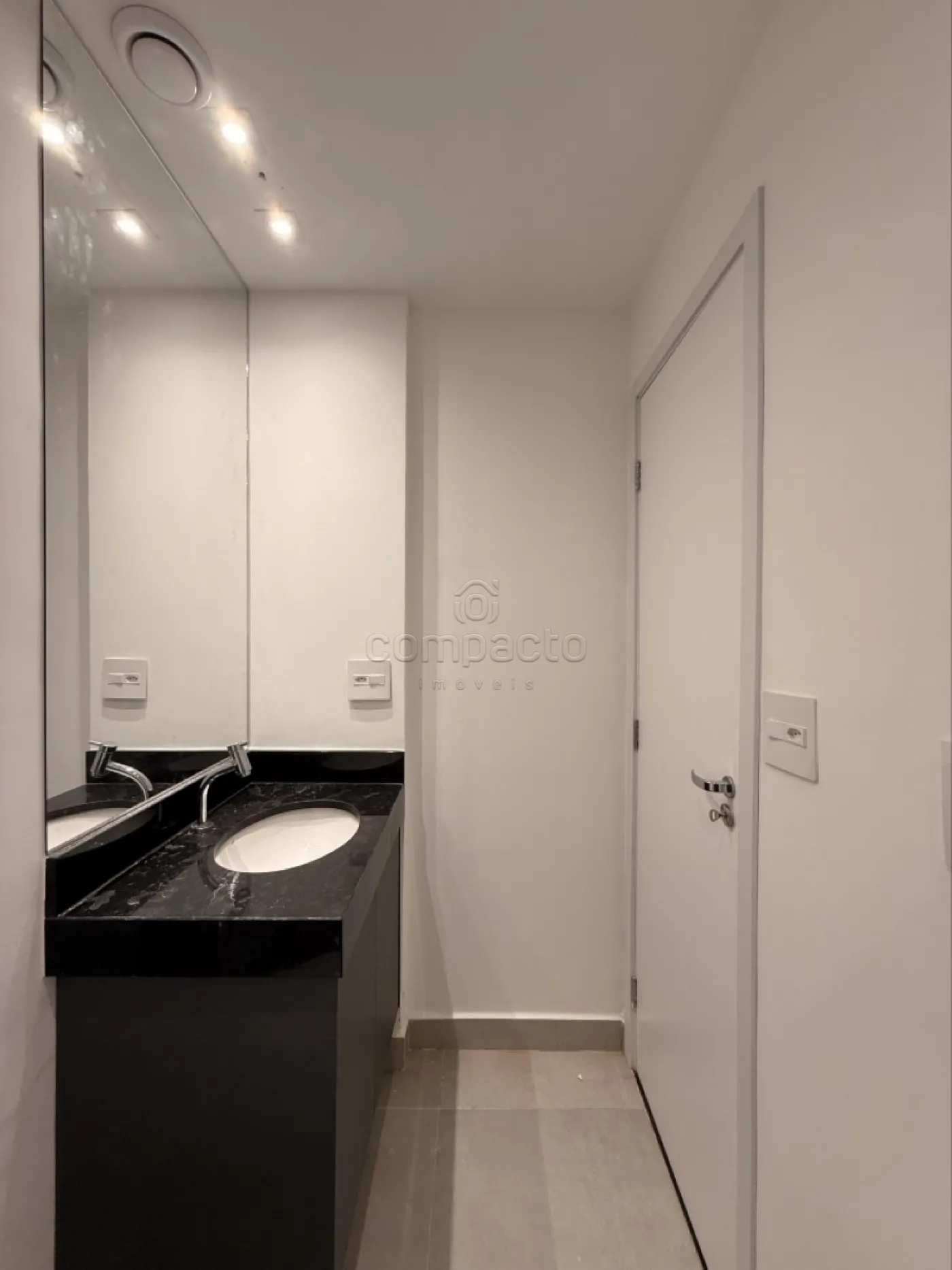 Comprar Apartamento / Studio em S&atilde;o Jos&eacute; do Rio Preto R$ 450.000,00 - Foto 19