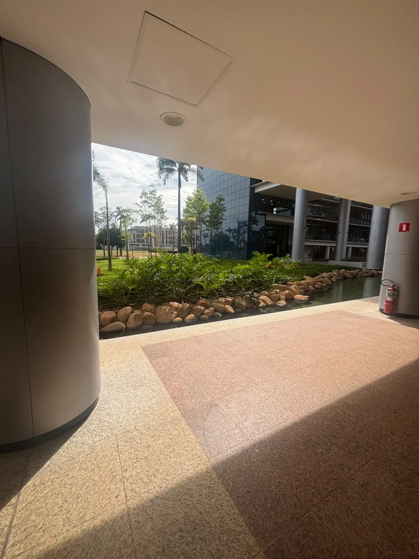 Alugar Comercial / SalaLoja Condom&iacute;nio em S&atilde;o Jos&eacute; do Rio Preto R$ 10.000,00 - Foto 13
