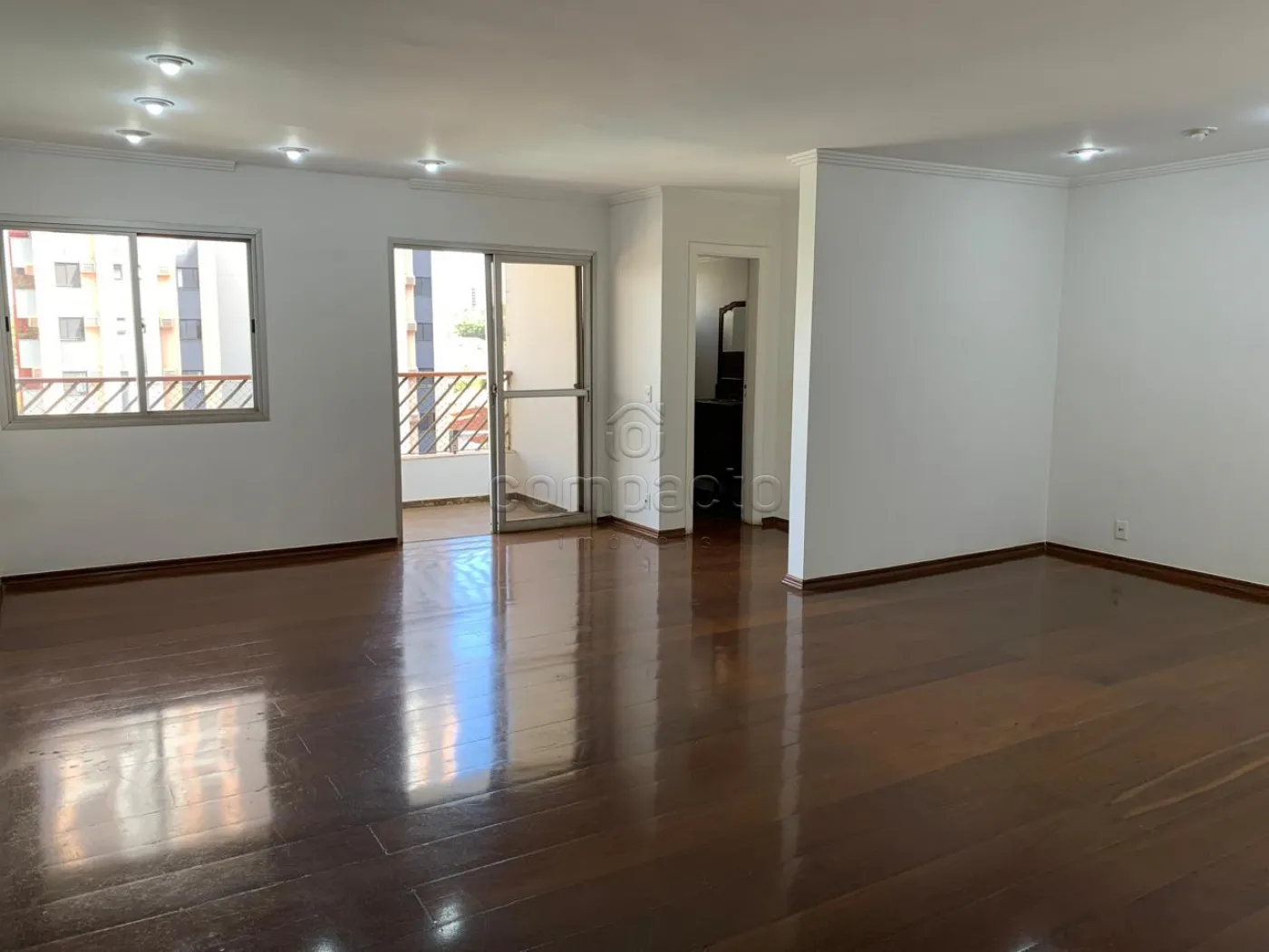 Apartamento 3 Quartos | 2 Vagas | Bairro Vila Imperial