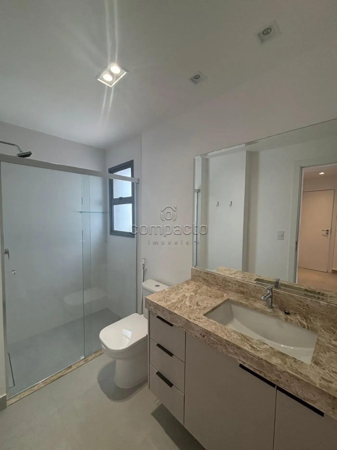 Alugar Apartamento / Padr&atilde;o em S&atilde;o Jos&eacute; do Rio Preto R$ 4.700,00 - Foto 19