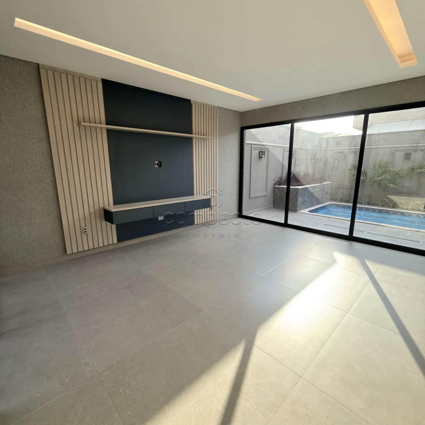 Casa Moderna | 3 Dormitórios (2 Suítes) | Piscina | 4 Vagas