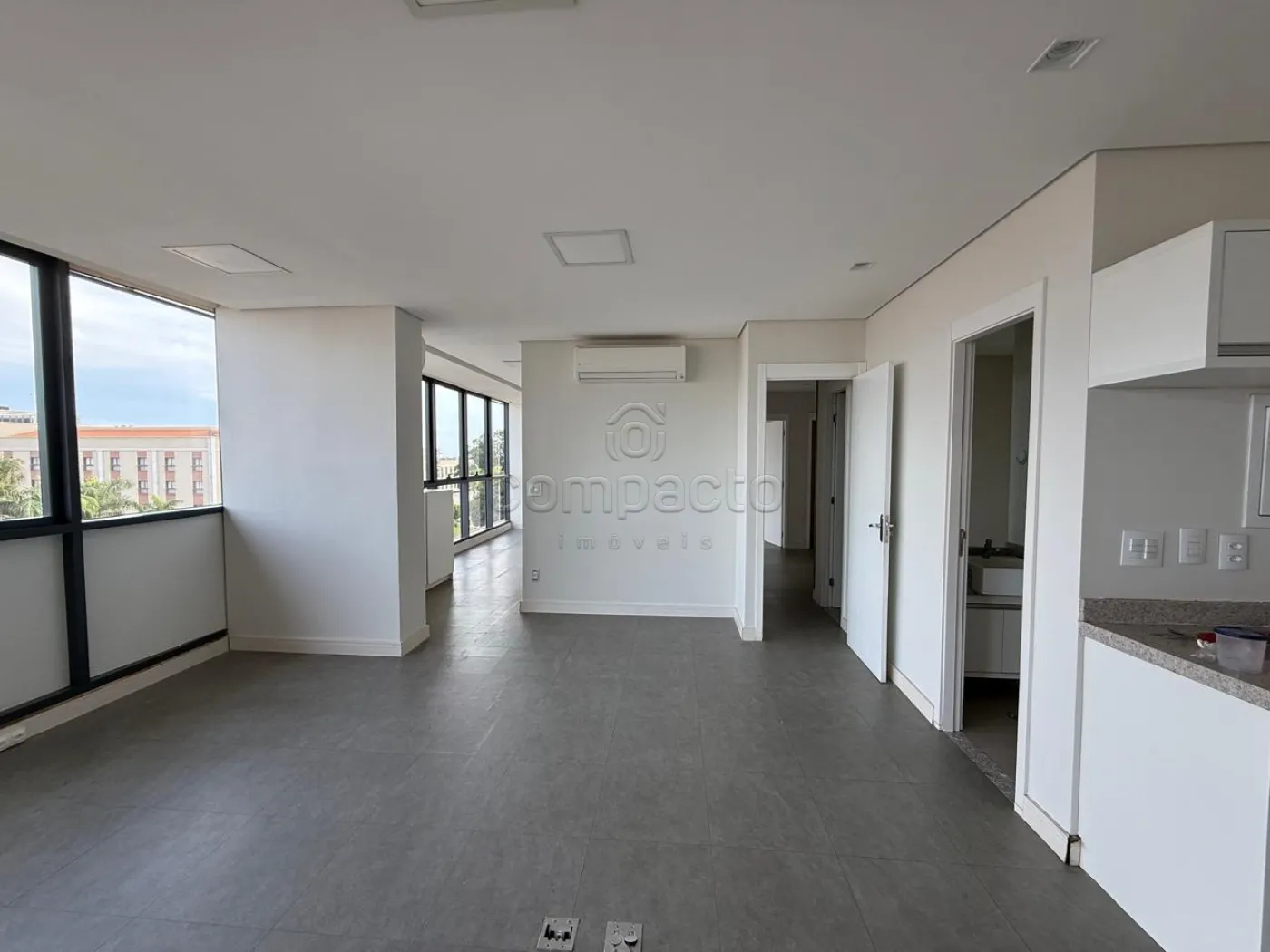 Alugar Comercial / SalaLoja Condom&iacute;nio em S&atilde;o Jos&eacute; do Rio Preto R$ 8.500,00 - Foto 4