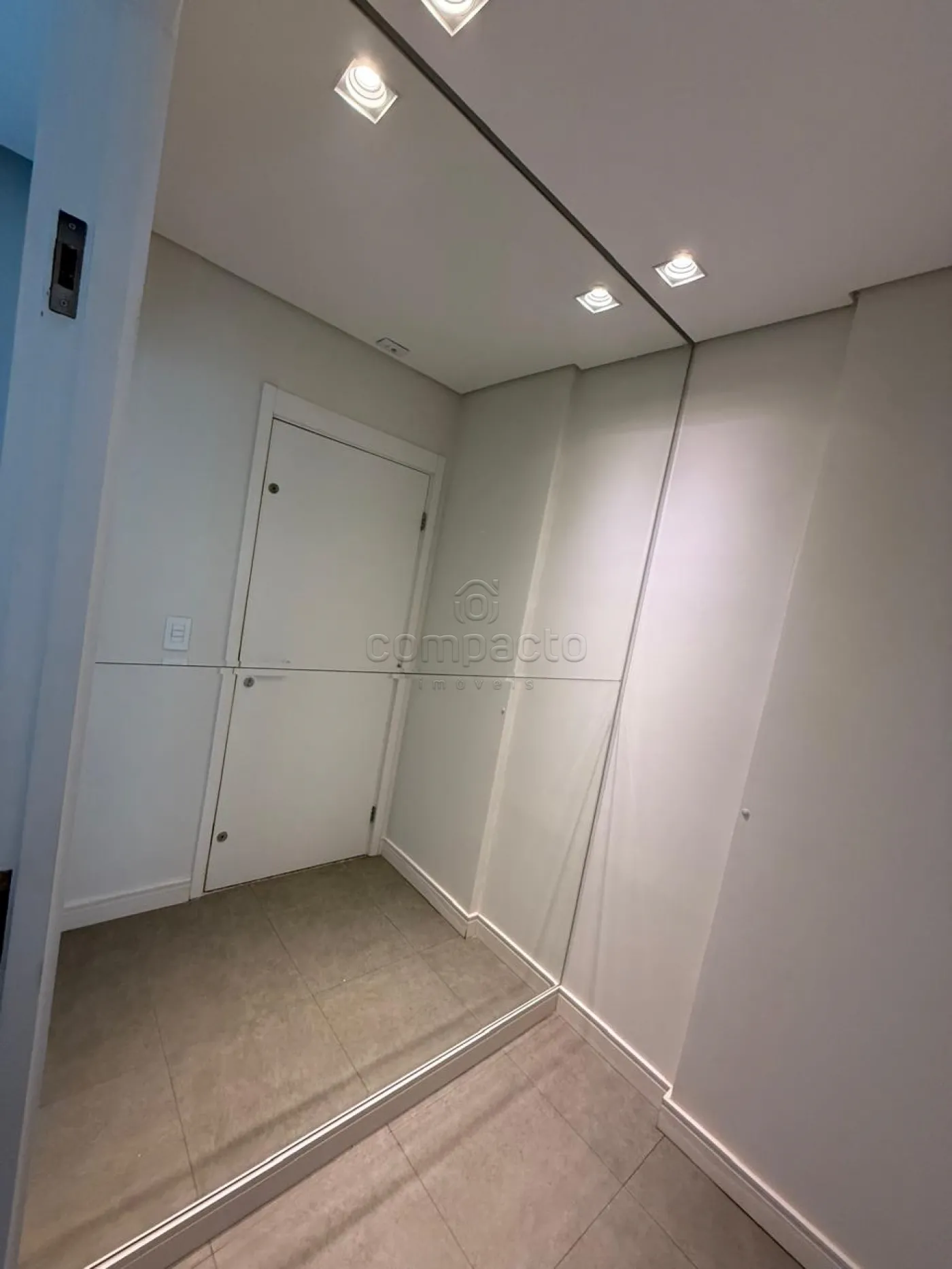 Alugar Comercial / SalaLoja Condom&iacute;nio em S&atilde;o Jos&eacute; do Rio Preto R$ 8.500,00 - Foto 14