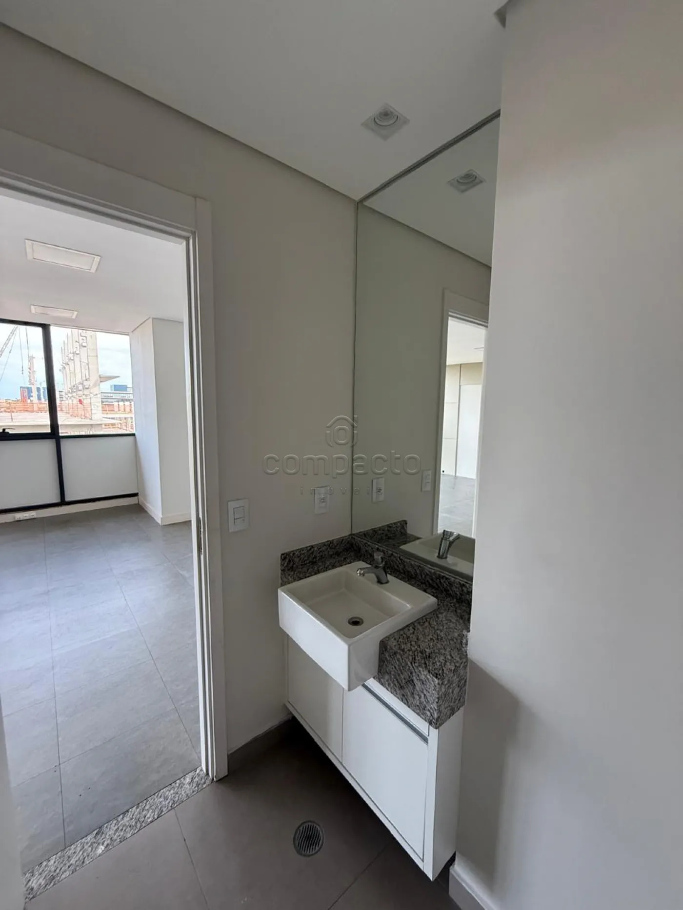 Alugar Comercial / SalaLoja Condom&iacute;nio em S&atilde;o Jos&eacute; do Rio Preto R$ 8.500,00 - Foto 21