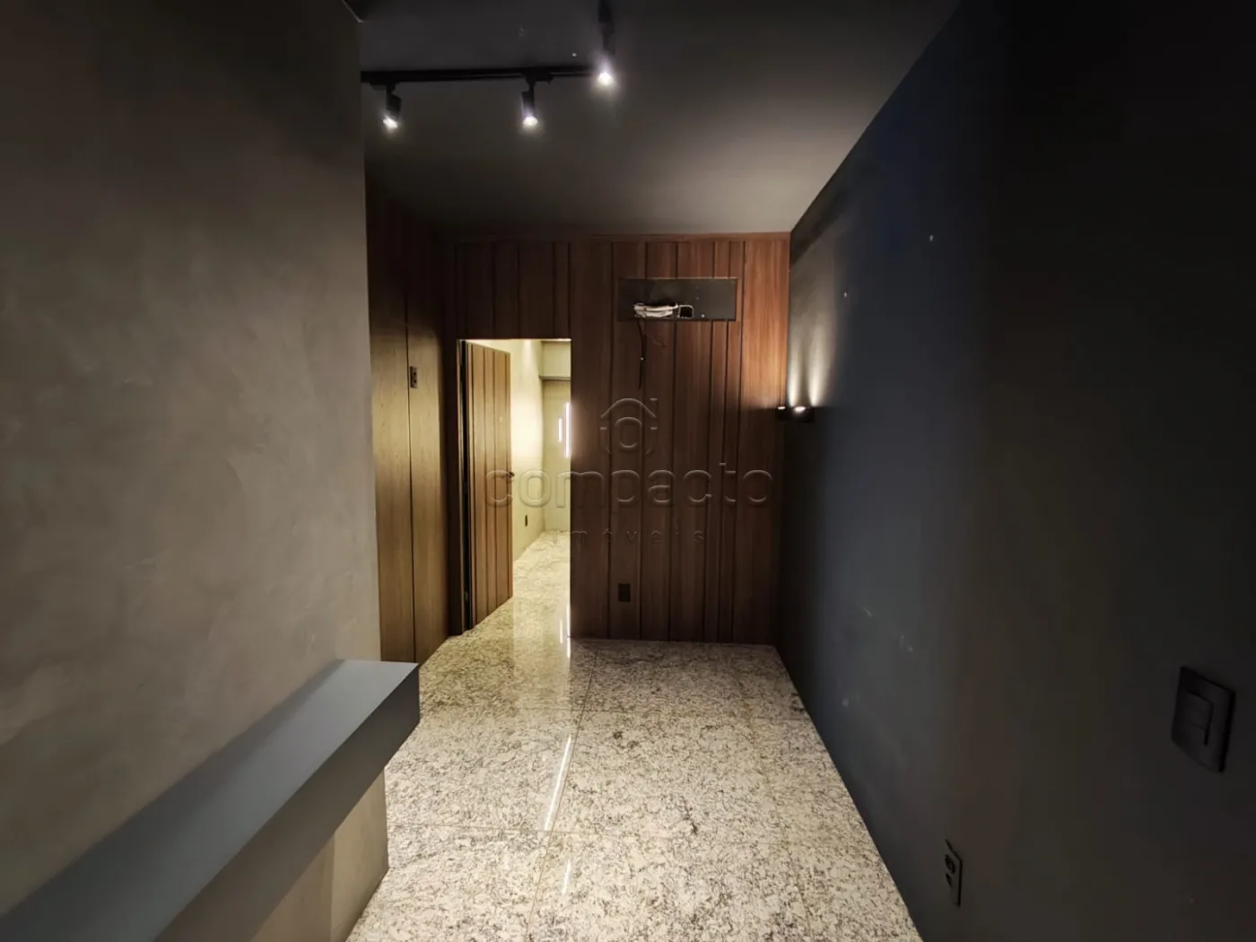Alugar Comercial / SalaLoja Condom&iacute;nio em S&atilde;o Jos&eacute; do Rio Preto R$ 7.000,00 - Foto 2