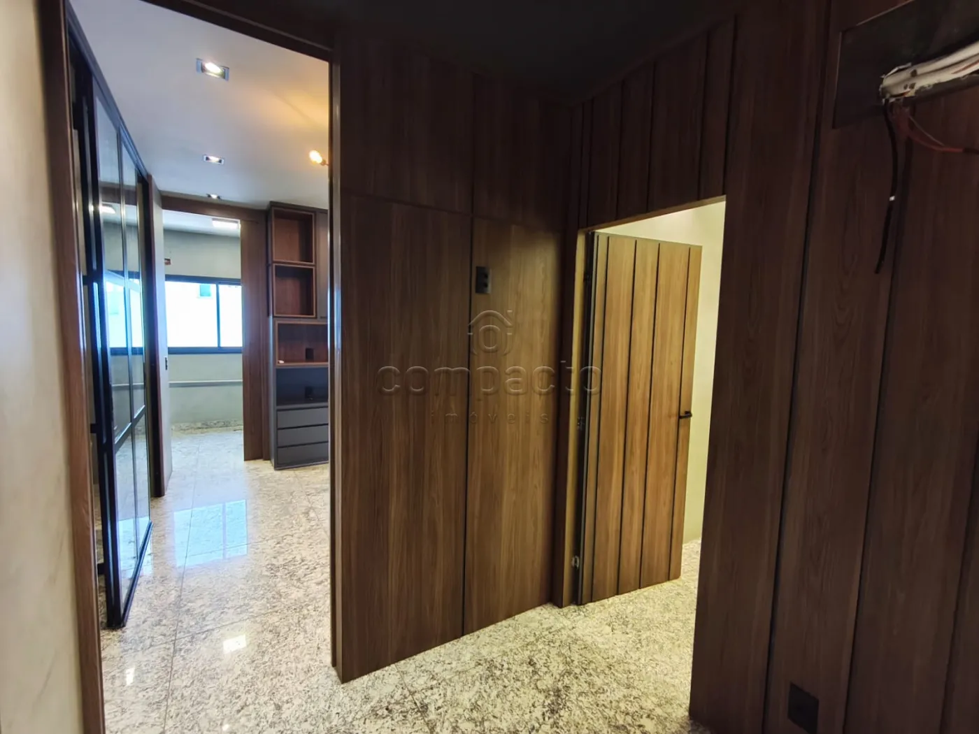 Alugar Comercial / SalaLoja Condom&iacute;nio em S&atilde;o Jos&eacute; do Rio Preto R$ 7.000,00 - Foto 4