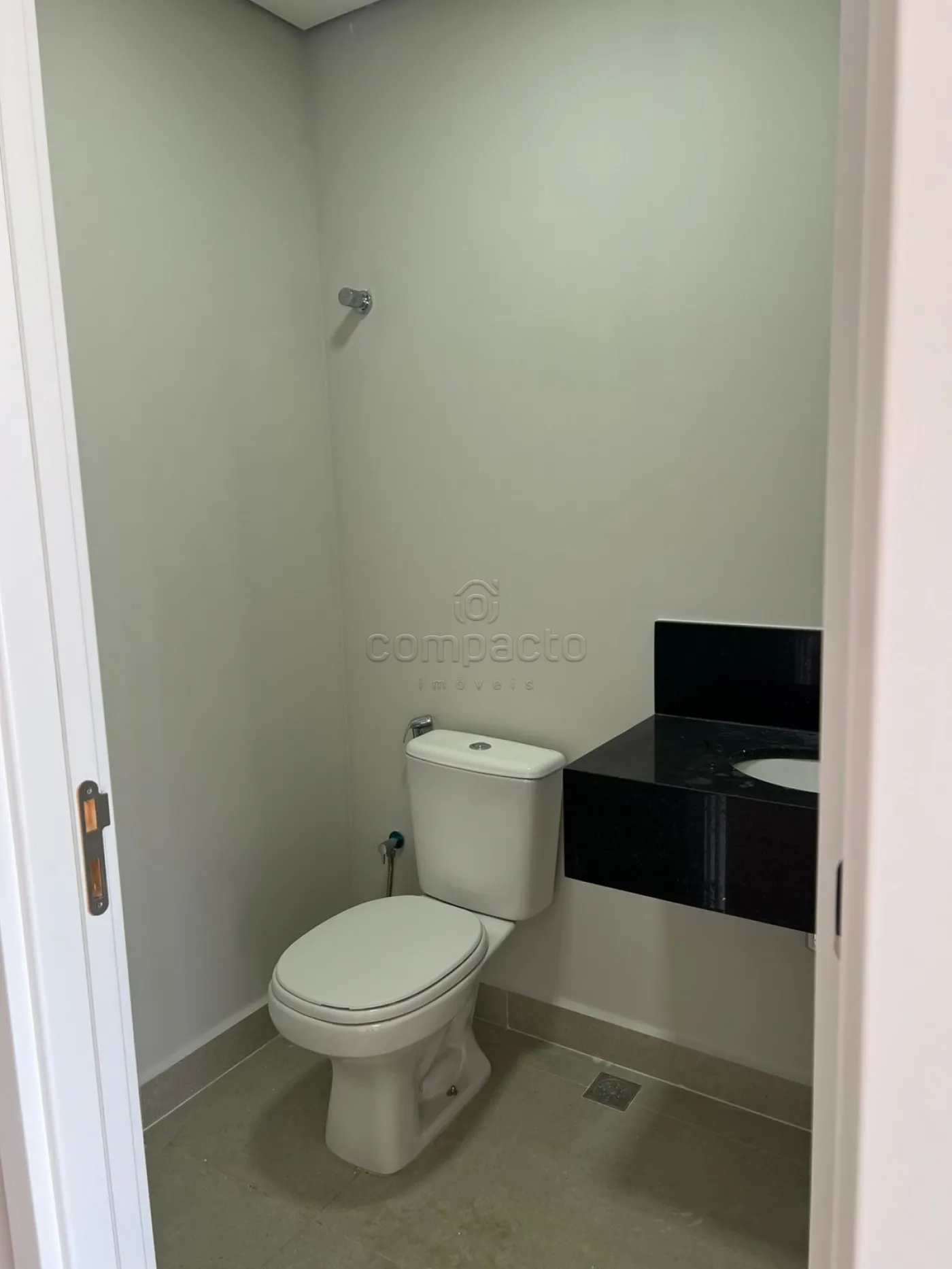 Alugar Comercial / SalaLoja Condom&iacute;nio em S&atilde;o Jos&eacute; do Rio Preto R$ 6.500,00 - Foto 7