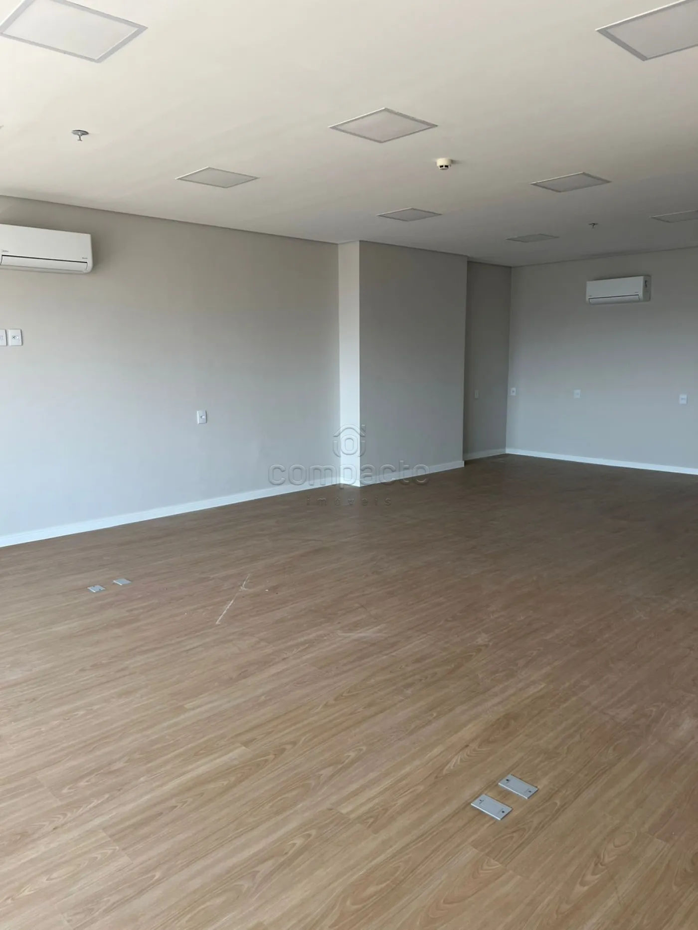 Alugar Comercial / SalaLoja Condom&iacute;nio em S&atilde;o Jos&eacute; do Rio Preto R$ 6.500,00 - Foto 9