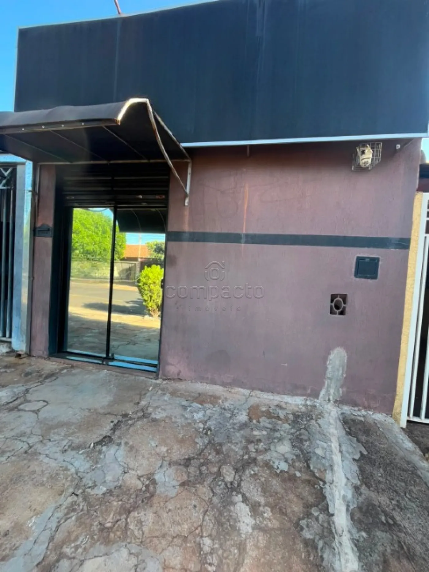Salão comercial | 40m² | Bairro Solo Sagrado