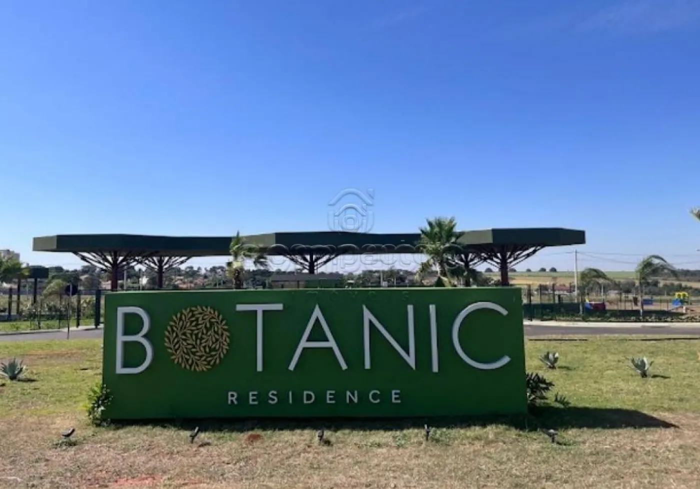 Terreno em condomínio | 671m² | Botanic Residence