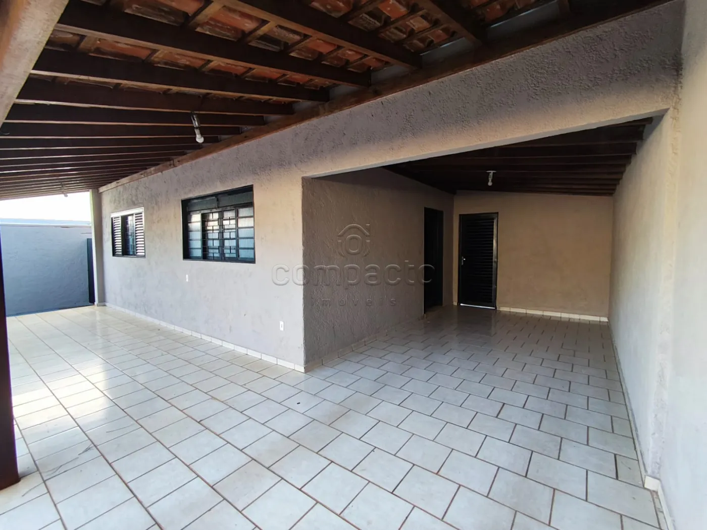 Casa com 4 Quartos | 2 Vagas | Bairro São Francisco de Assis I