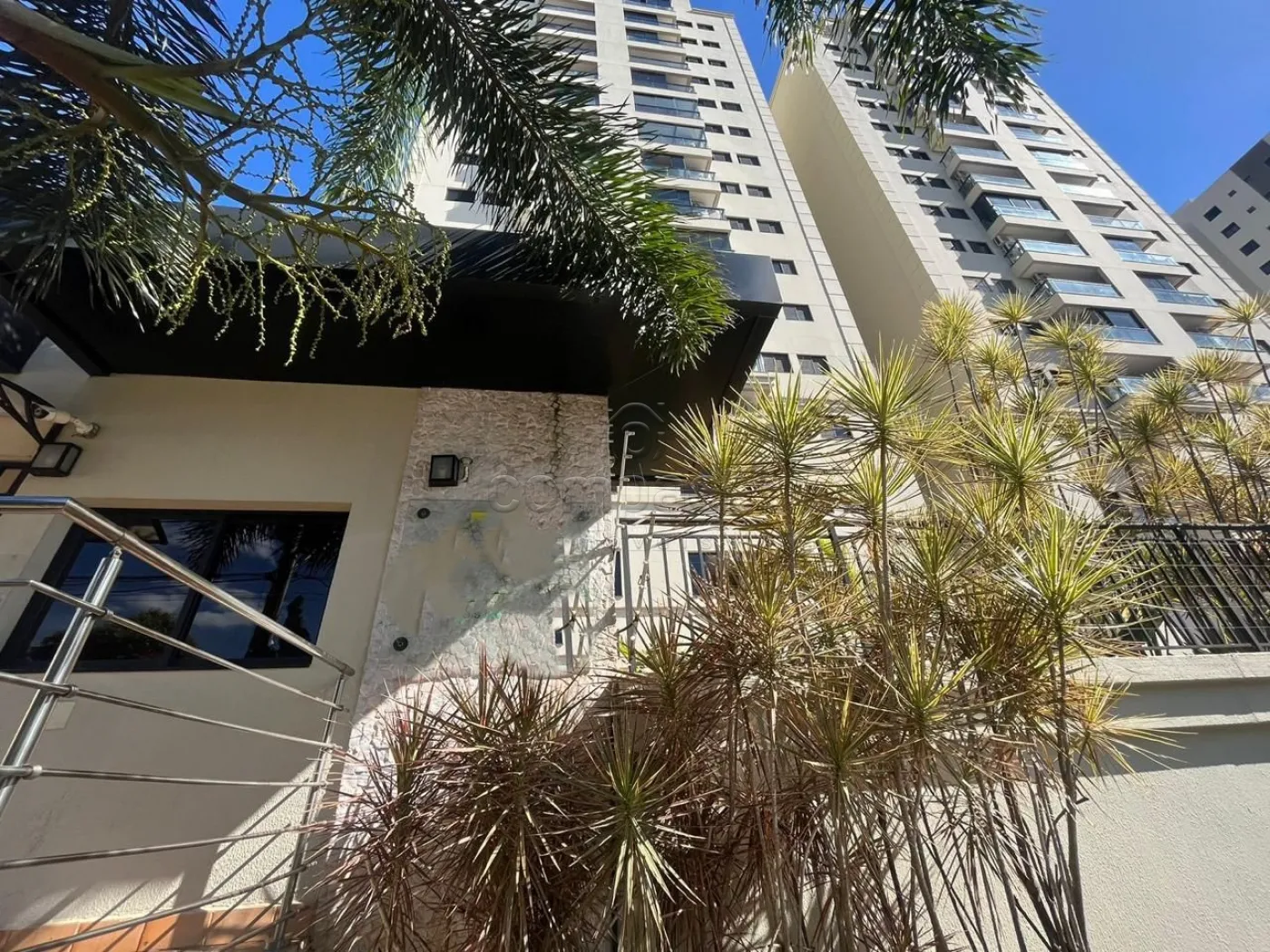 Apartamento 2 Dormitórios | Suíte | 78m²| Vista Livre