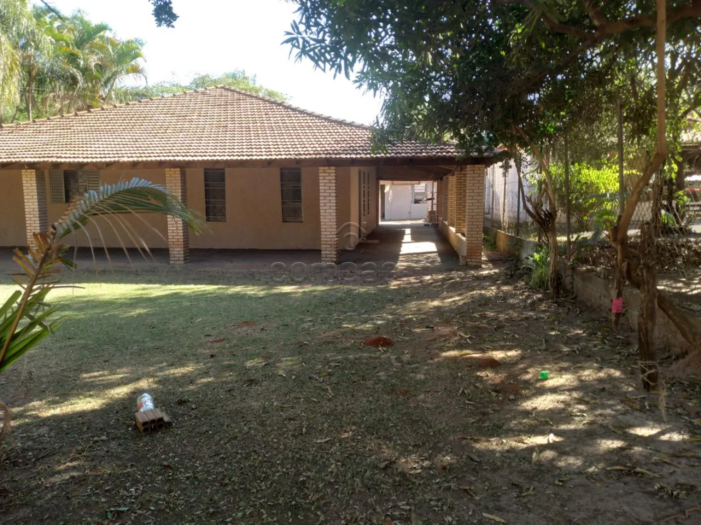 Chácara com 4 Quartos | 385m² | Bairro Estância Navarrete