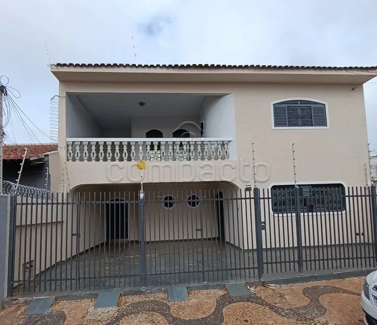 Alugar Casa / Sobrado em S&atilde;o Jos&eacute; do Rio Preto R$ 2.900,00 - Foto 1