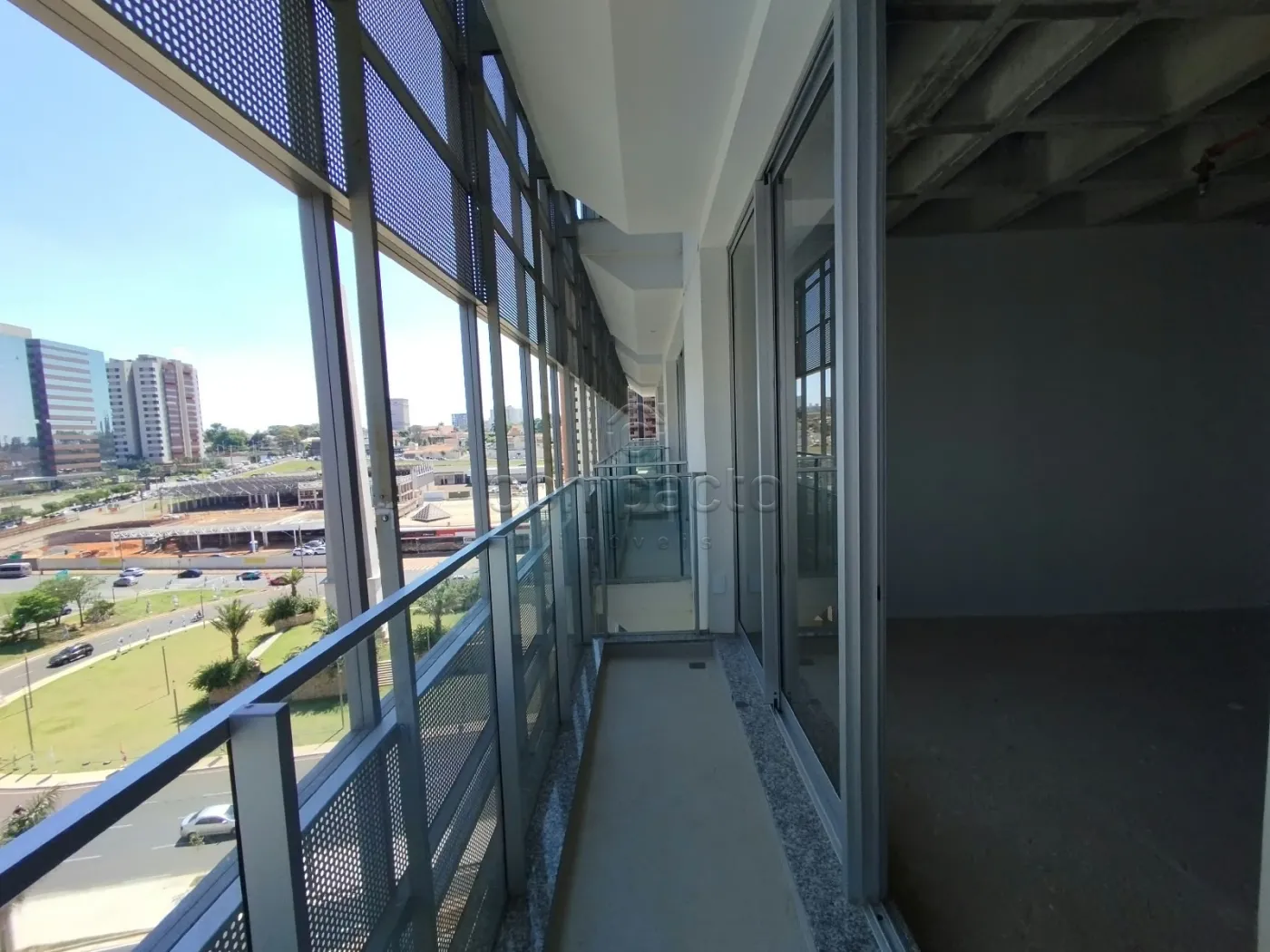 Alugar Comercial / SalaLoja Condom&iacute;nio em S&atilde;o Jos&eacute; do Rio Preto R$ 4.500,00 - Foto 7