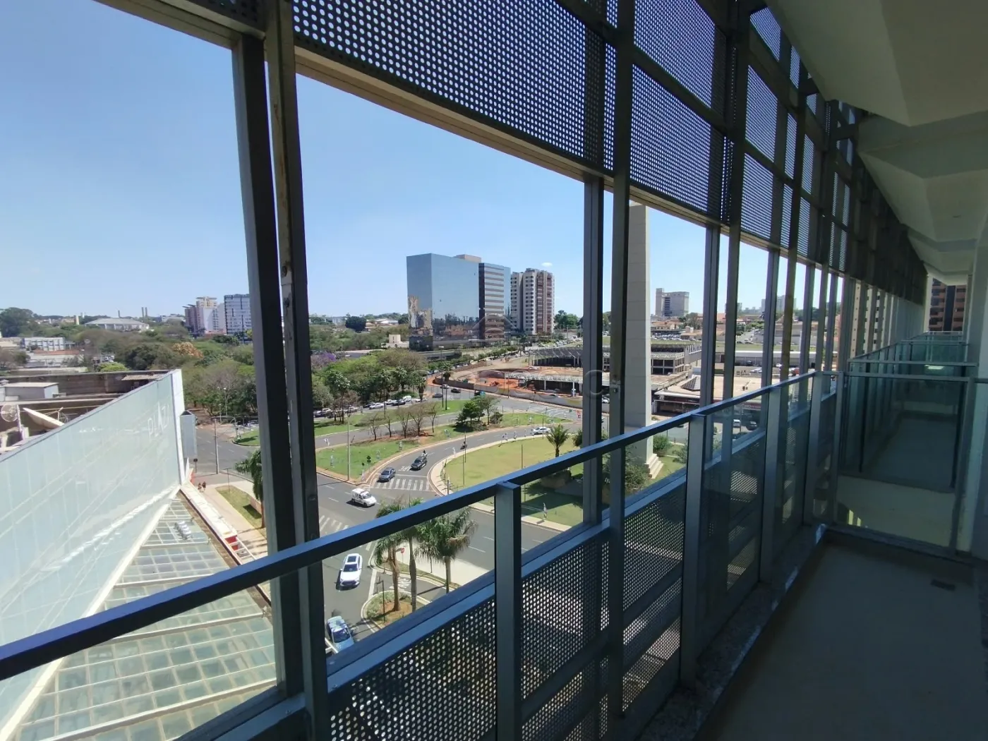 Alugar Comercial / SalaLoja Condom&iacute;nio em S&atilde;o Jos&eacute; do Rio Preto R$ 4.500,00 - Foto 7