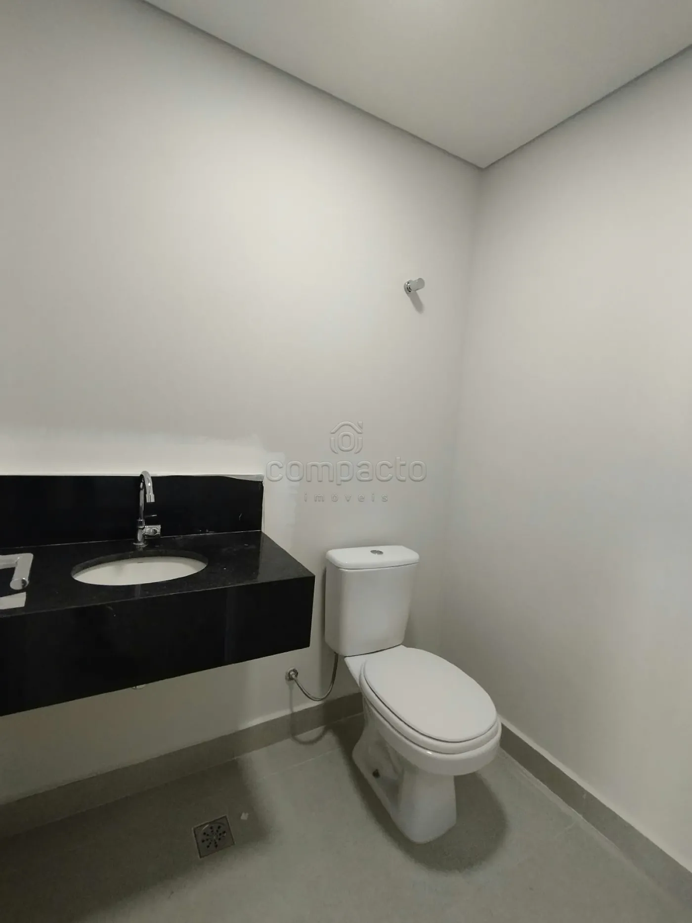 Alugar Comercial / SalaLoja Condom&iacute;nio em S&atilde;o Jos&eacute; do Rio Preto R$ 4.500,00 - Foto 14