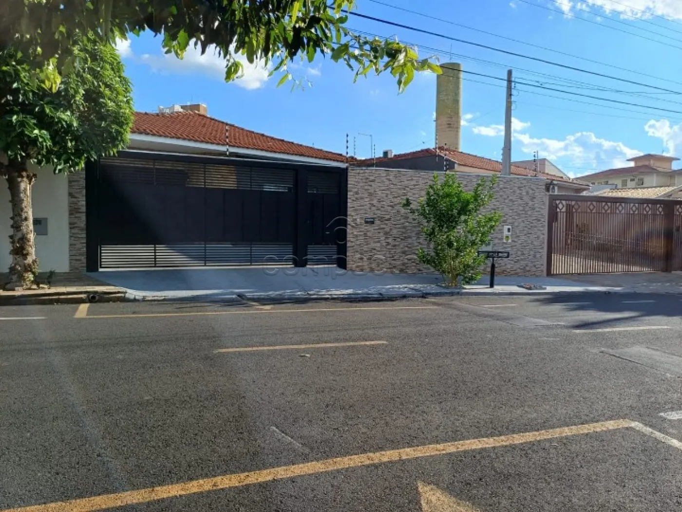 Casa com 4 Quartos | 4 Vagas | Bairro Jardim Estrela