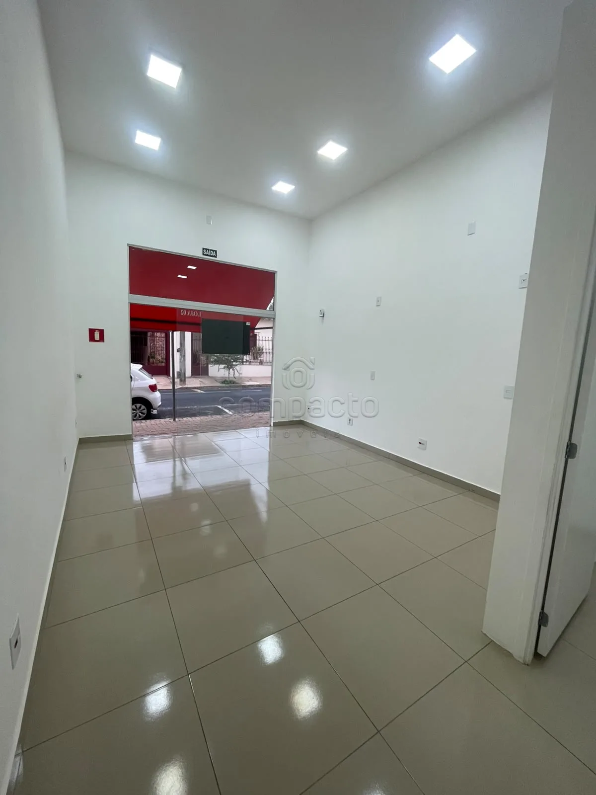 Alugar Comercial / Loja em Mirassol R$ 1.600,00 - Foto 11