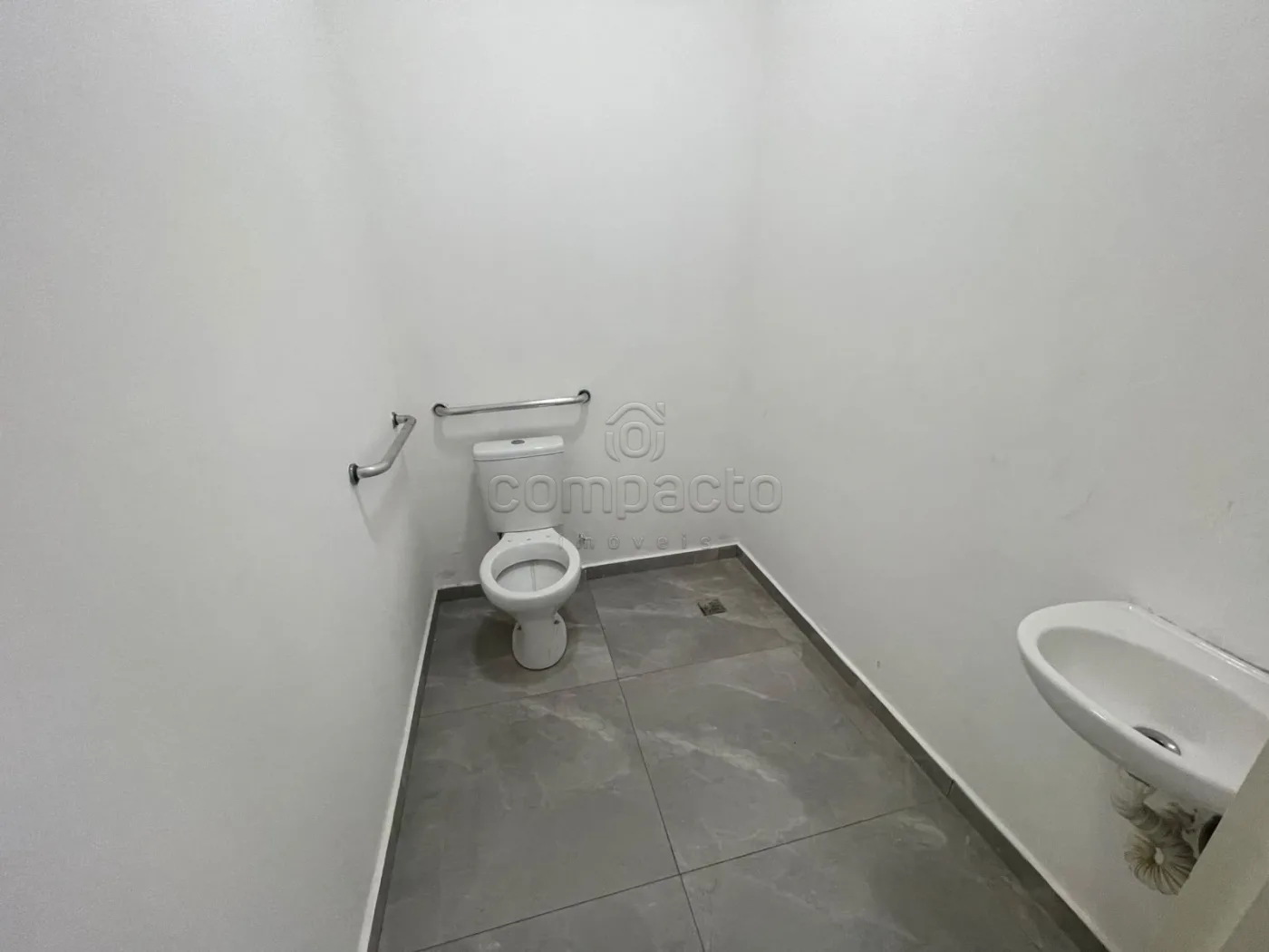 Alugar Comercial / Loja em Mirassol R$ 1.600,00 - Foto 16