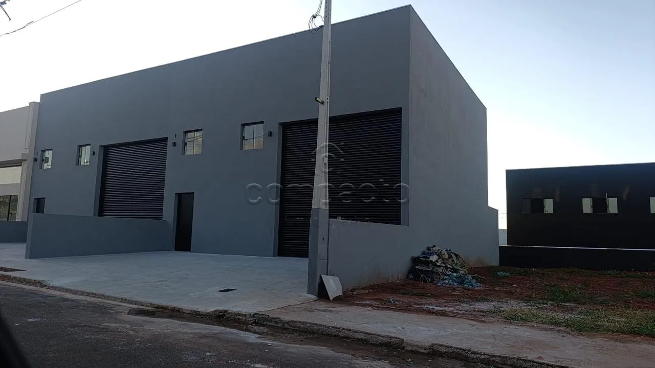 Alugar Comercial / Barrac&atilde;o em S&atilde;o Jos&eacute; do Rio Preto R$ 4.200,00 - Foto 3