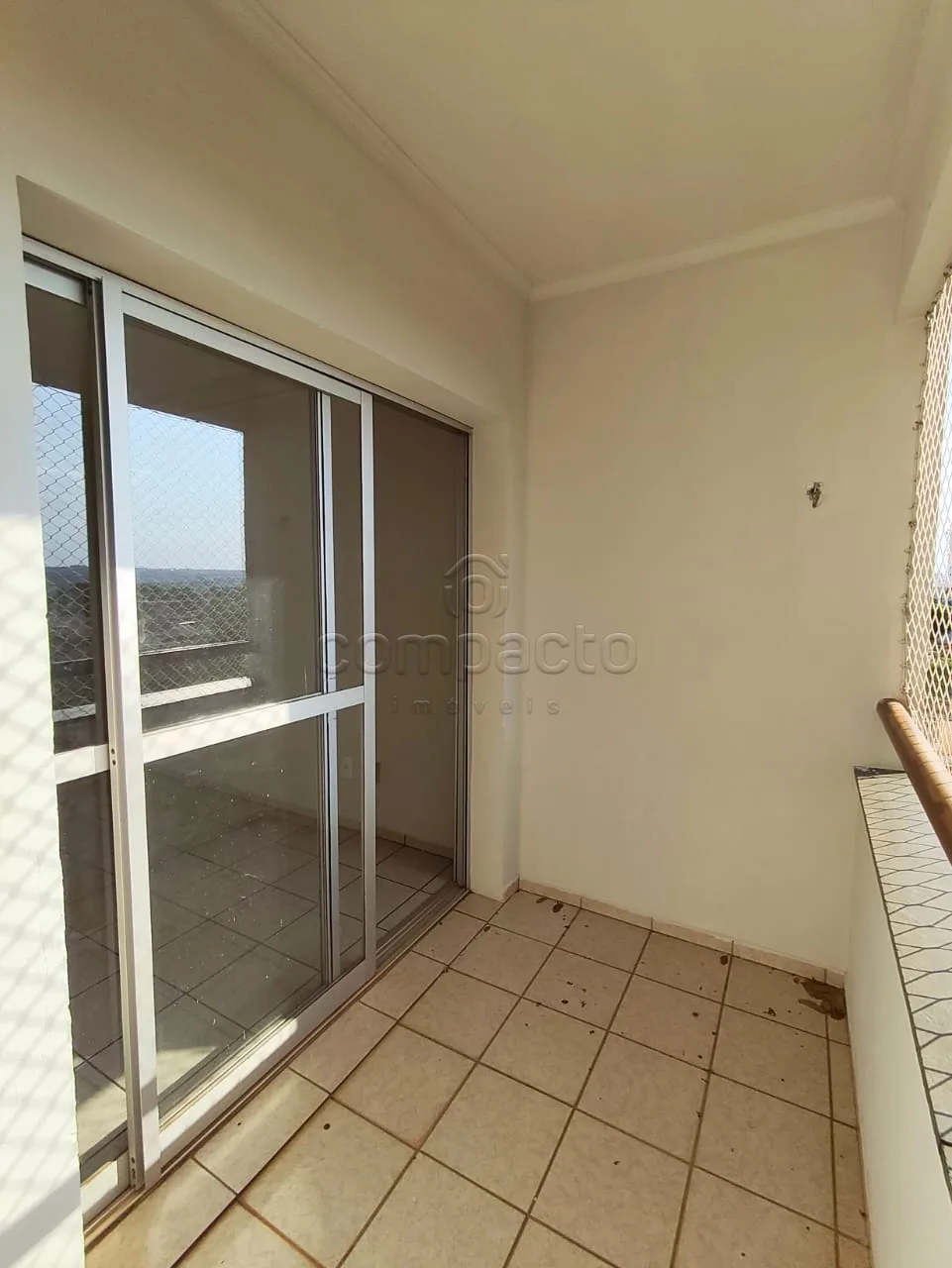 Alugar Apartamento / Padr&atilde;o em S&atilde;o Jos&eacute; do Rio Preto R$ 1.500,00 - Foto 6